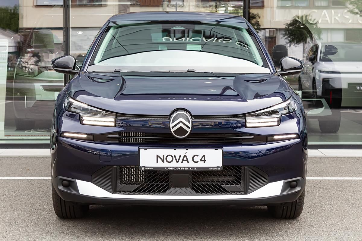 Citroën C4, 1,2 YOU Hybrid 110k Automat - fotka 2