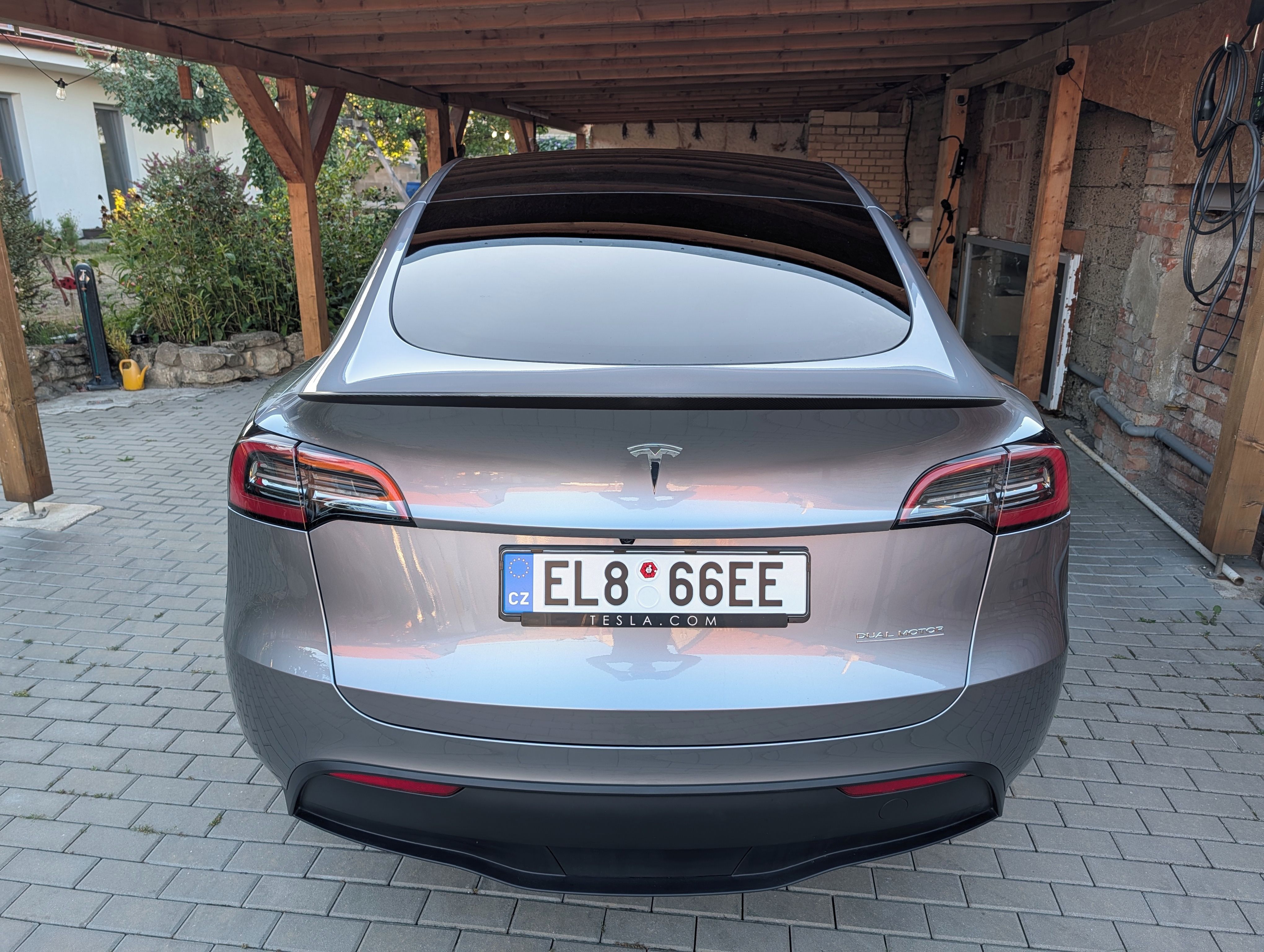 Tesla Model Y, Performance - fotka 6