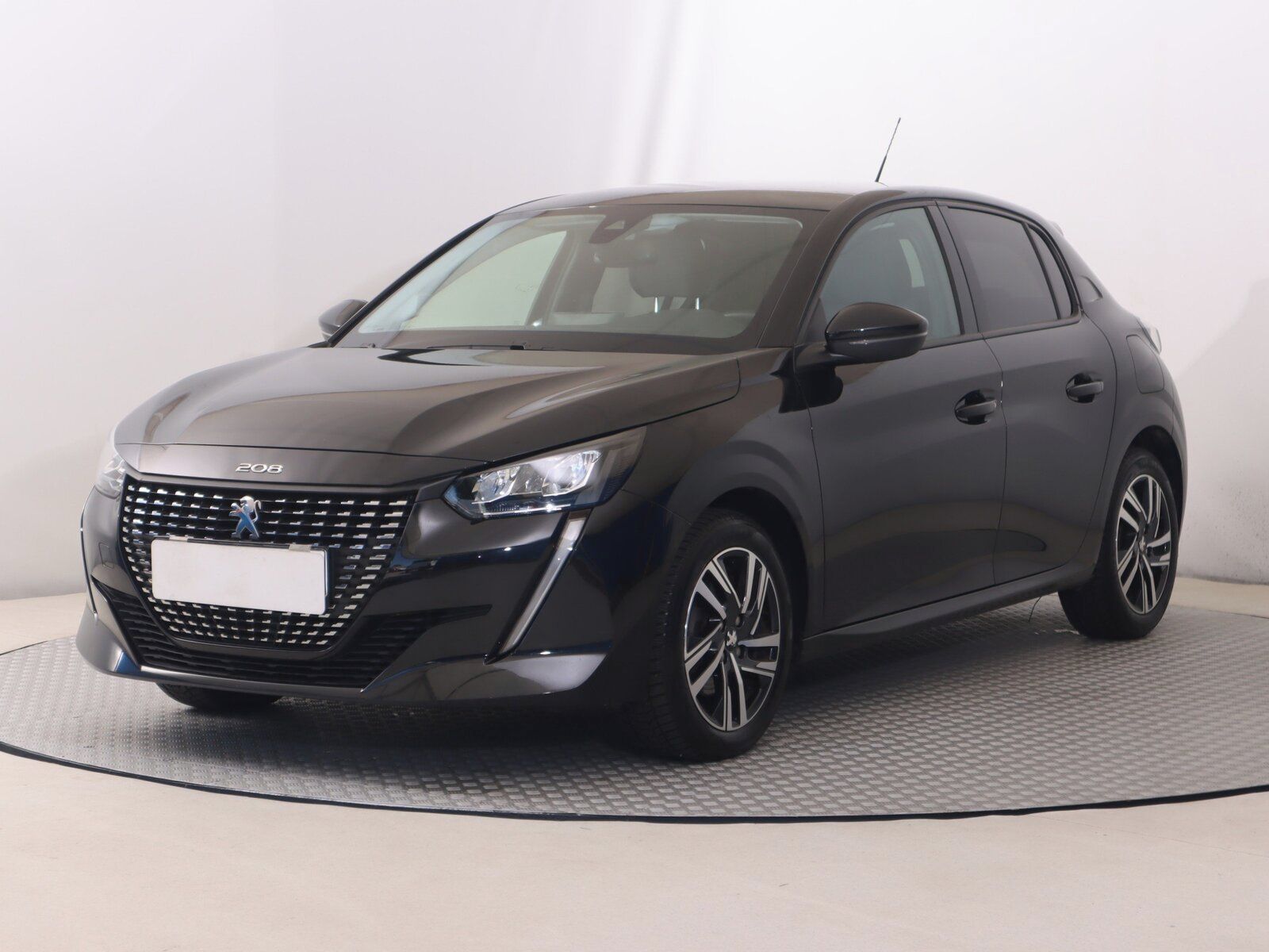 Peugeot 208, 1.2 PureTech, Allure - fotka 2