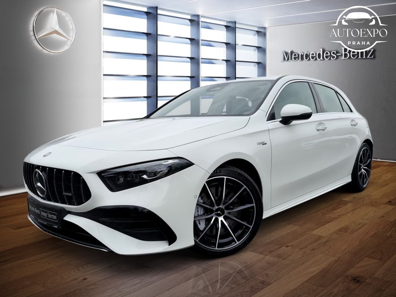 Mercedes-Benz Třídy A, AMG A 35 4M*AMBIENTE