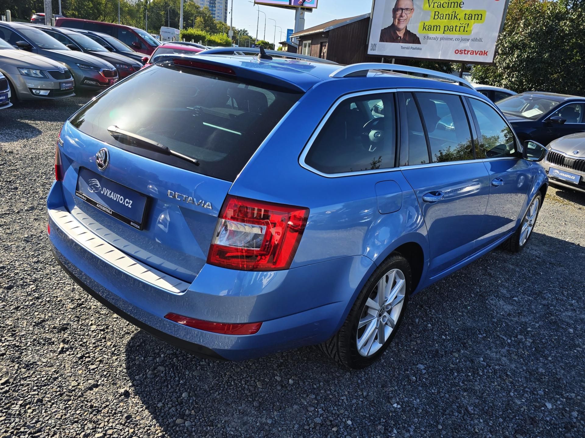 Škoda Octavia, 1.4TSI Bi XENON PANO 100% STAV - fotka 5