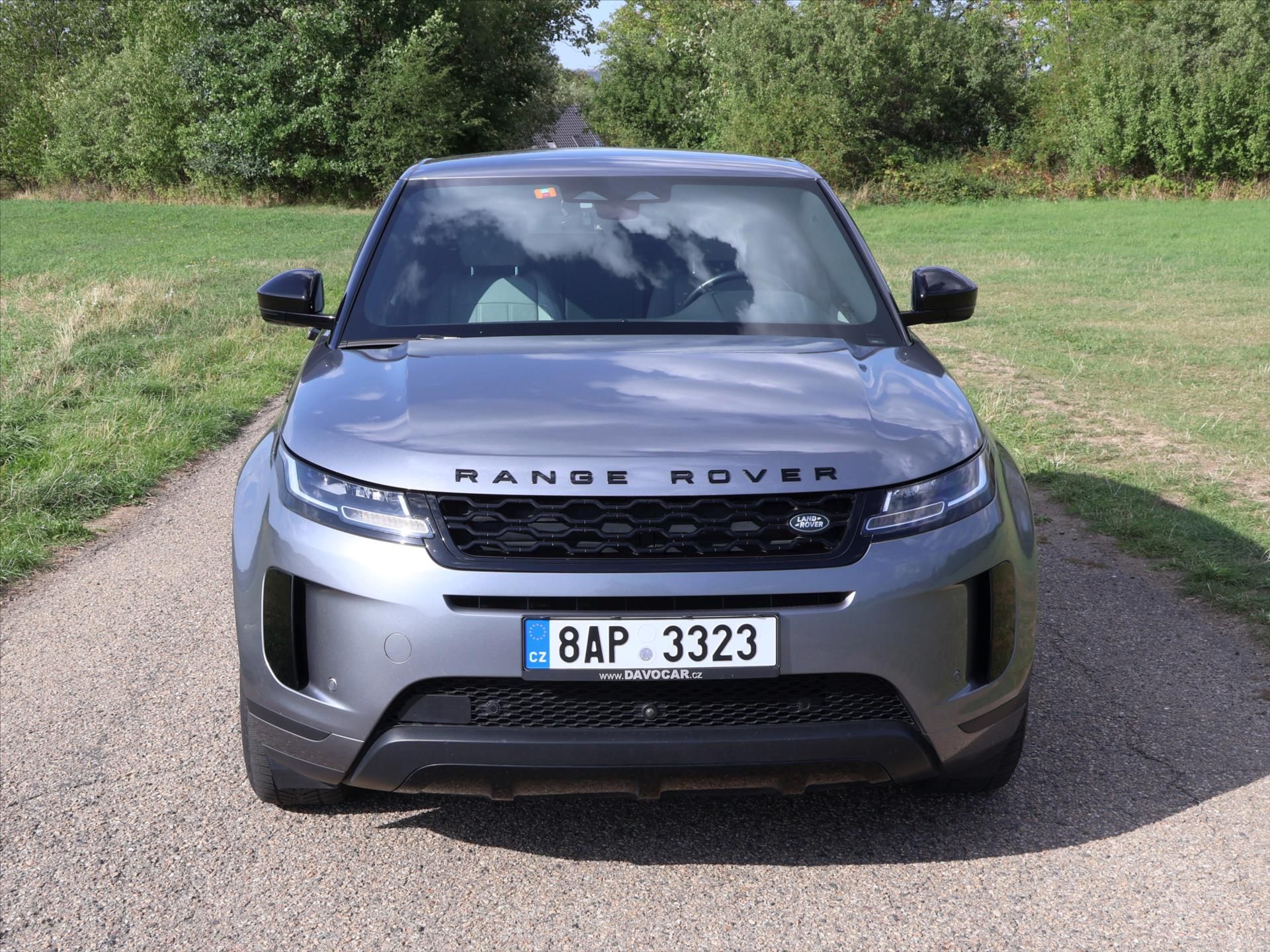 Land Rover Range Rover Evoque, 2,0 R-Dynamic 4WD 120kW - fotka 2