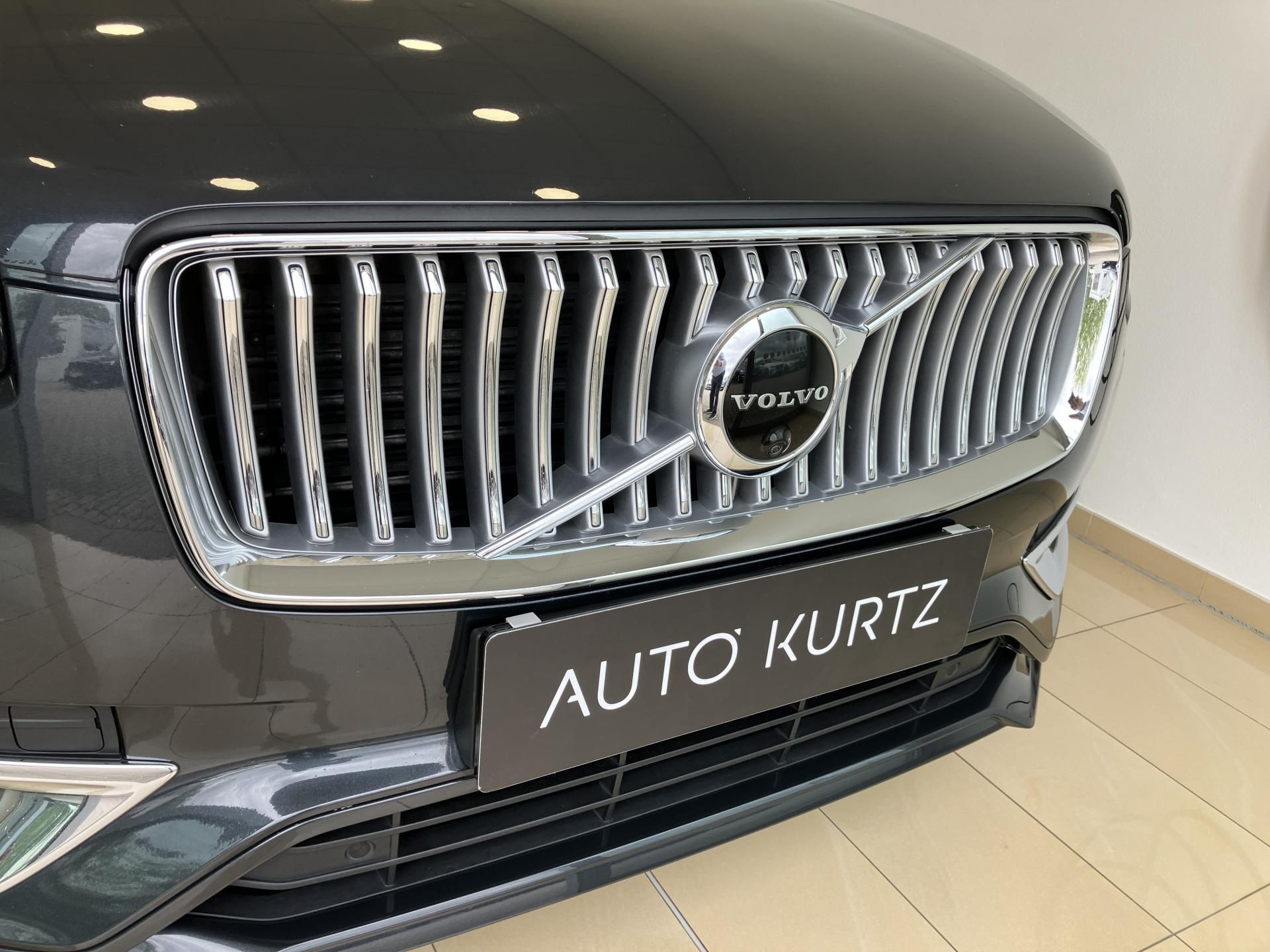 Volvo XC90, B5 AWD INSCRIPTION AT8, ČR - fotka 3