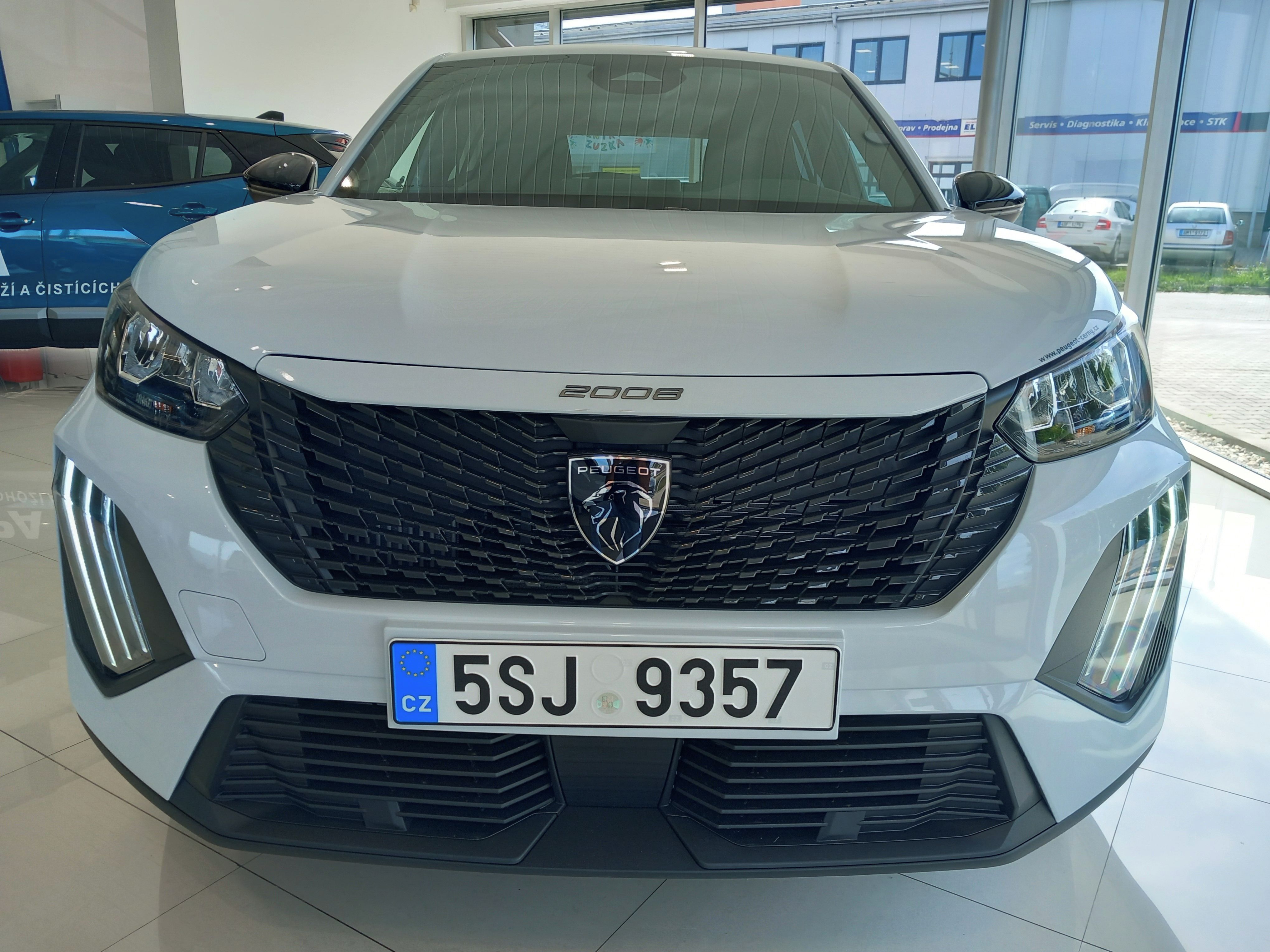 Peugeot 2008, BUSINESS HYBRID 145 e-DCS6 - fotka 5