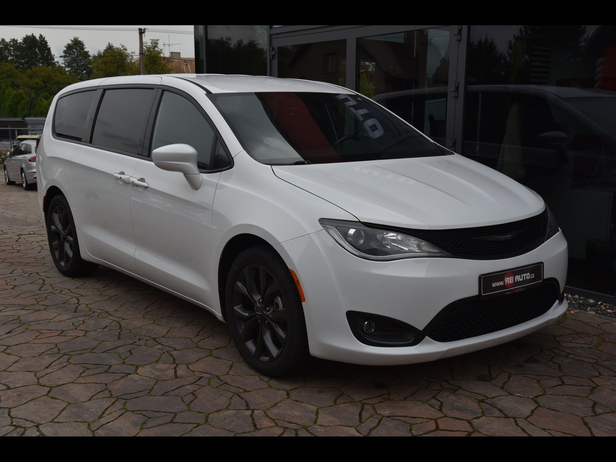 Chrysler Pacifica, 3.6L 300 PS 7 - míst Limited