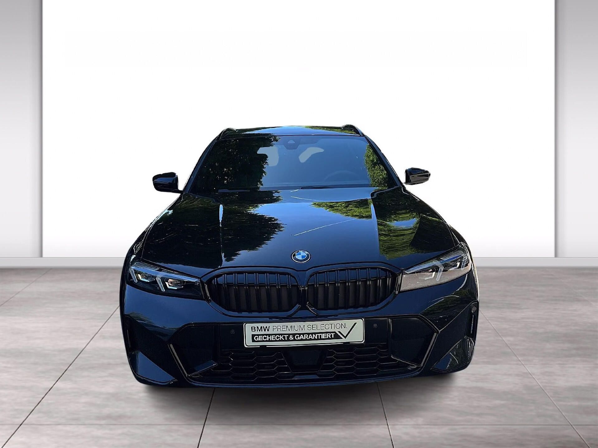 BMW Řada 3, 330i xDrive M-Sport Pro Pano - fotka 2