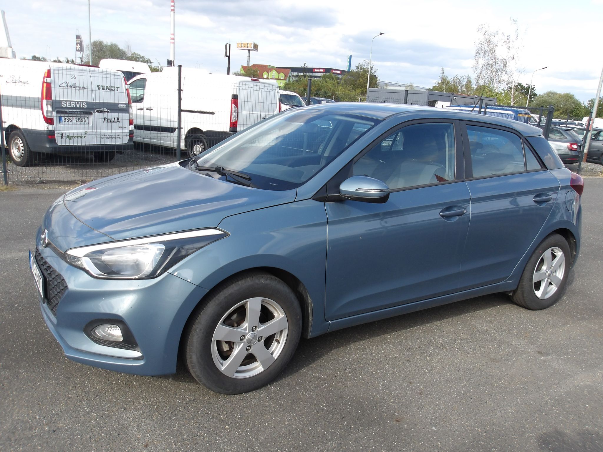 Hyundai i20, 1,2i 1.MAJ.! NAJ.62000 km !!! - fotka 2