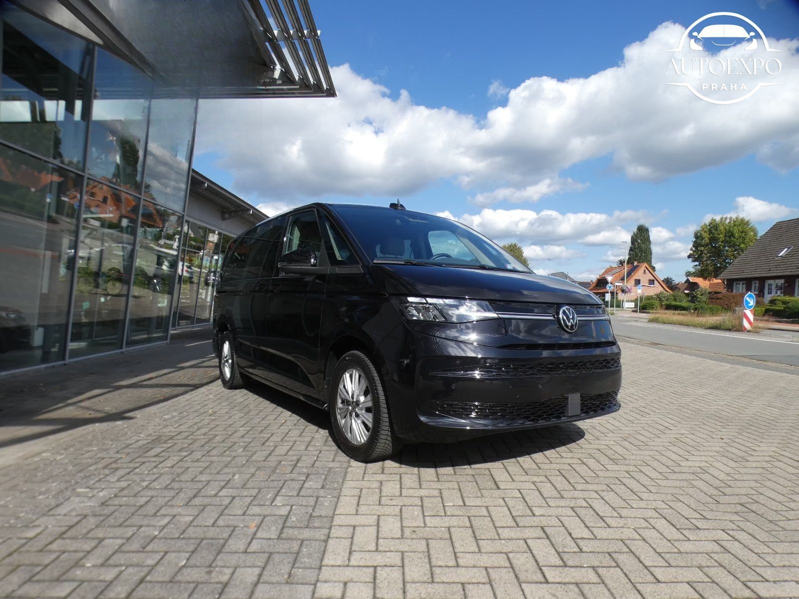 Volkswagen Multivan, 2.0 110KW AHK LED ACC LR - fotka 3