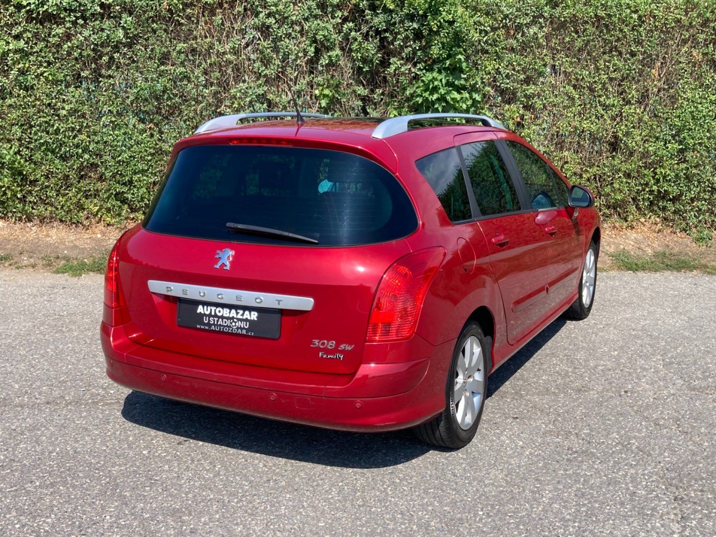 Peugeot 308, SW 1.6 HDI 82kW panorama - fotka 3