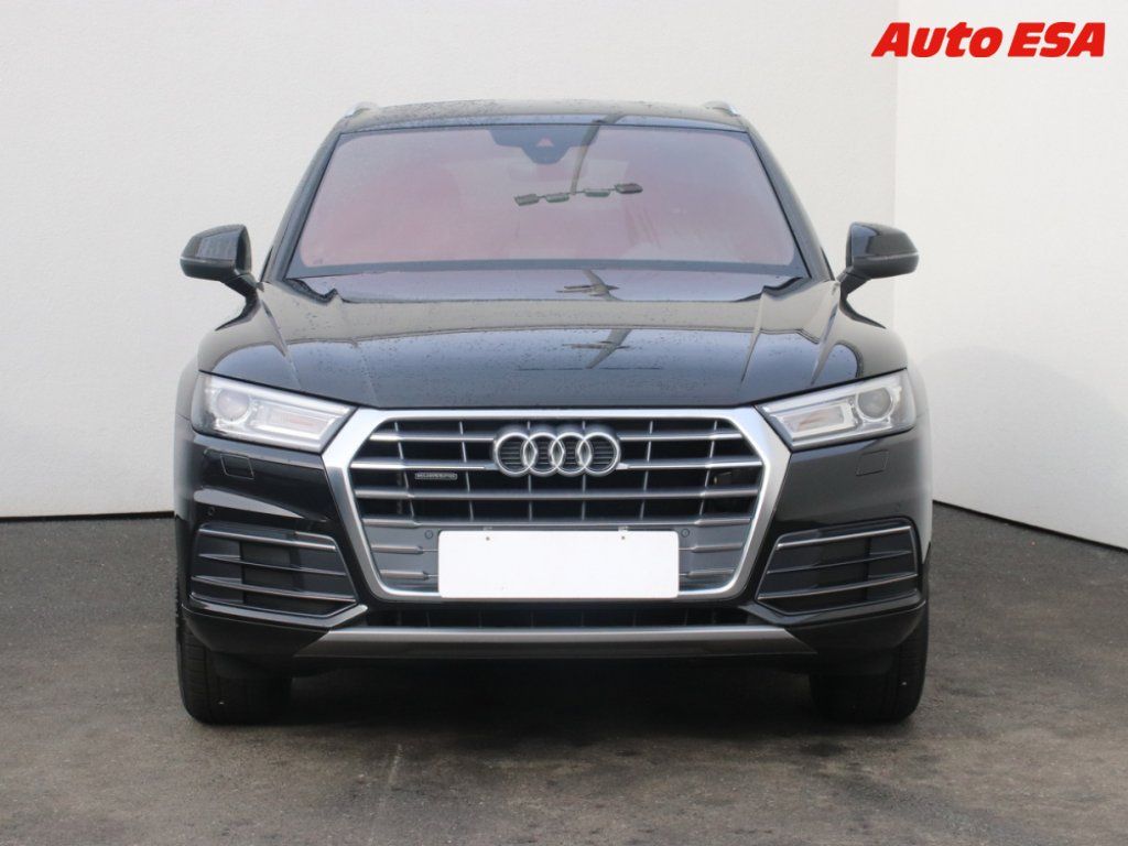 Audi Q5, 2.0 TDi quattro s-tronic - fotka 2
