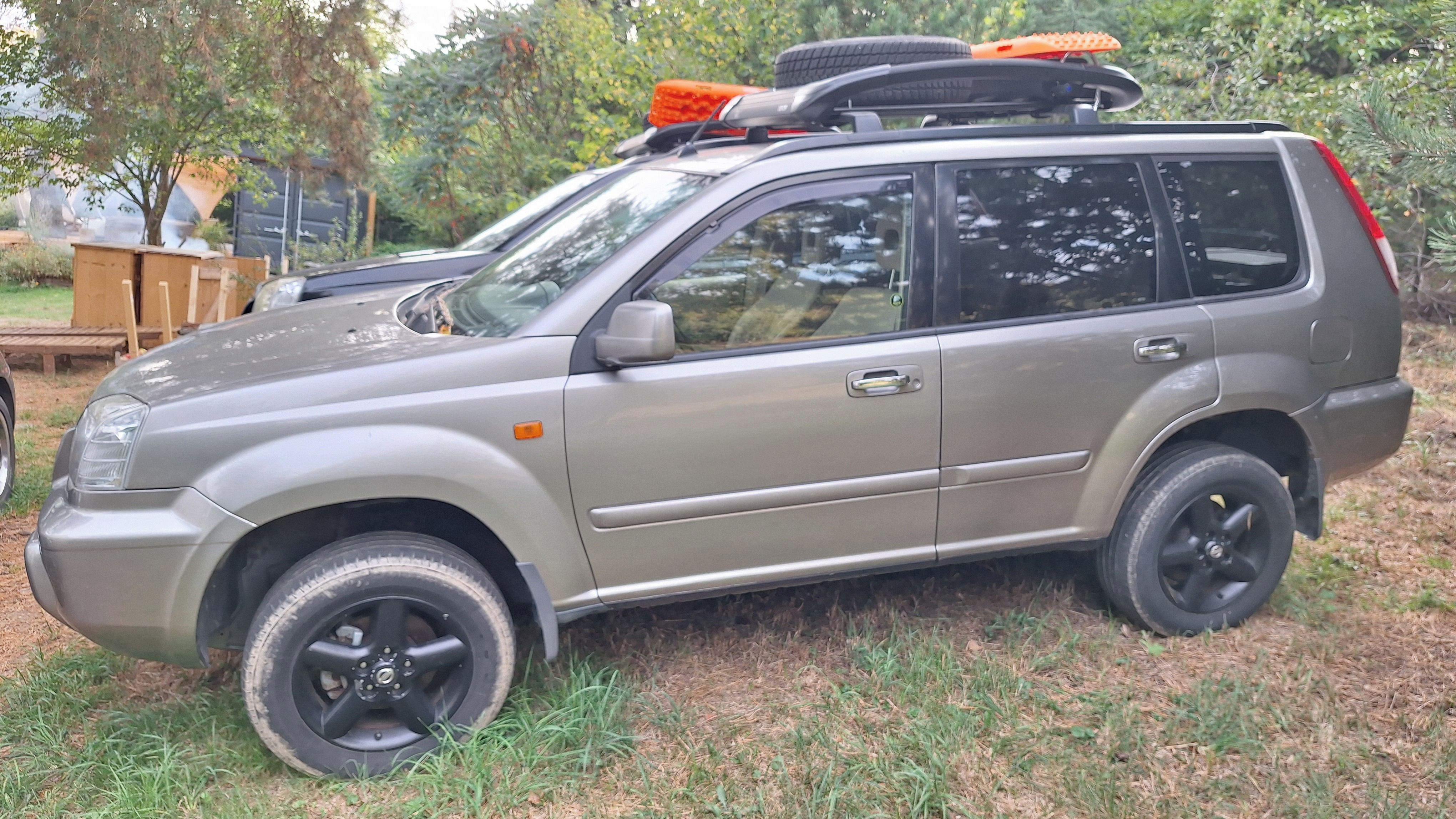 Nissan X-Trail, 2.0 Benzin, servisovaný, TOP - fotka 2
