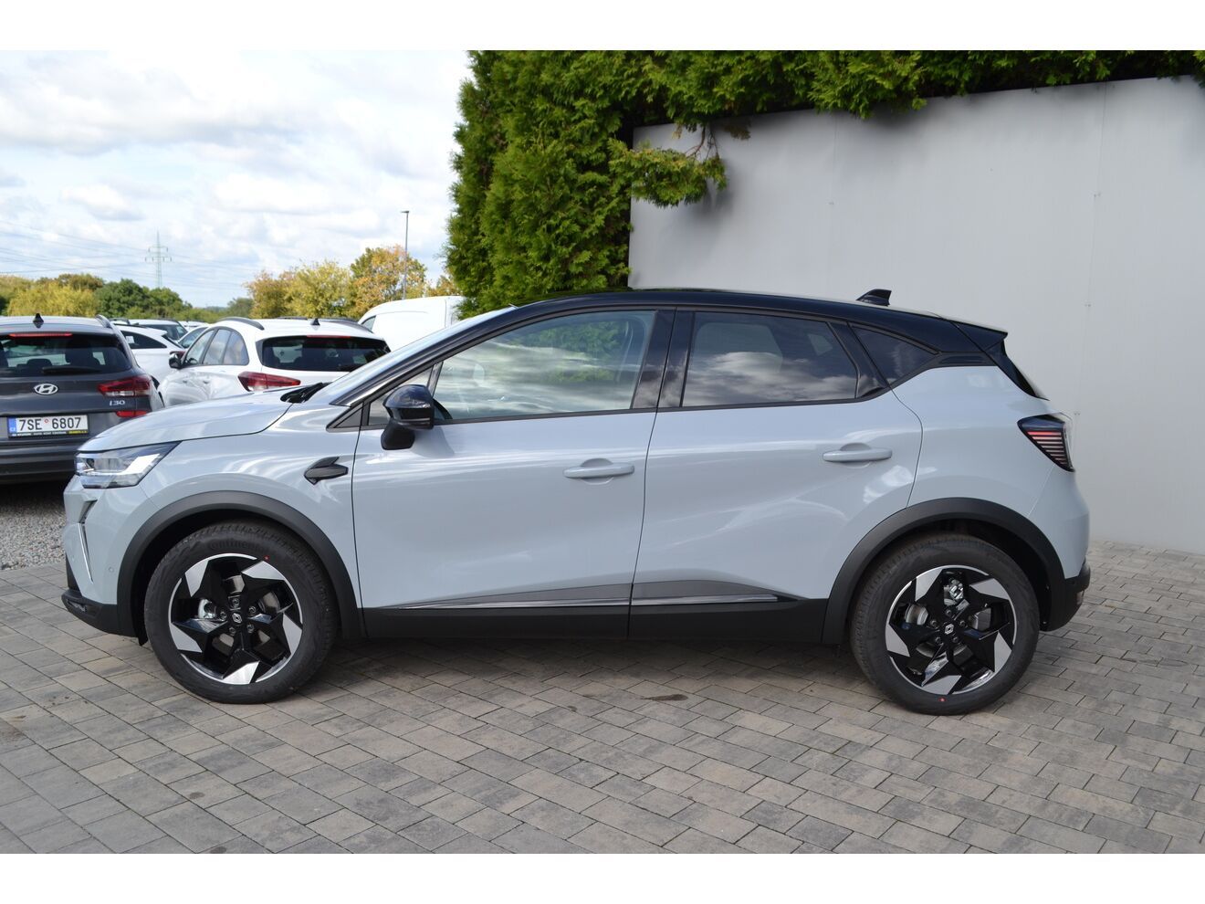 Renault Captur, Techno TCe 90 - fotka 2