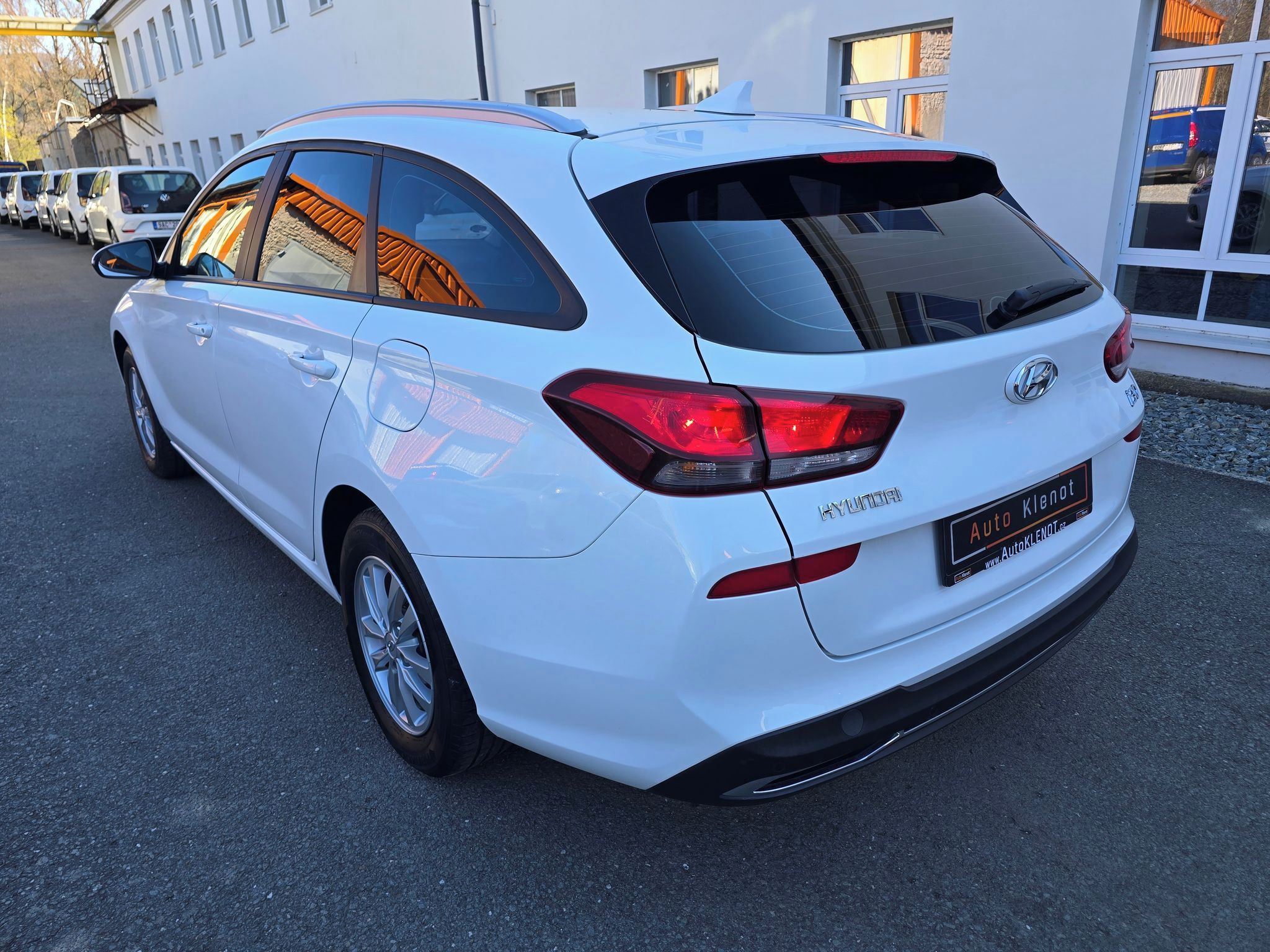 Hyundai i30, 1.6CRDi COMFORT LED KAMERA NAV - fotka 5