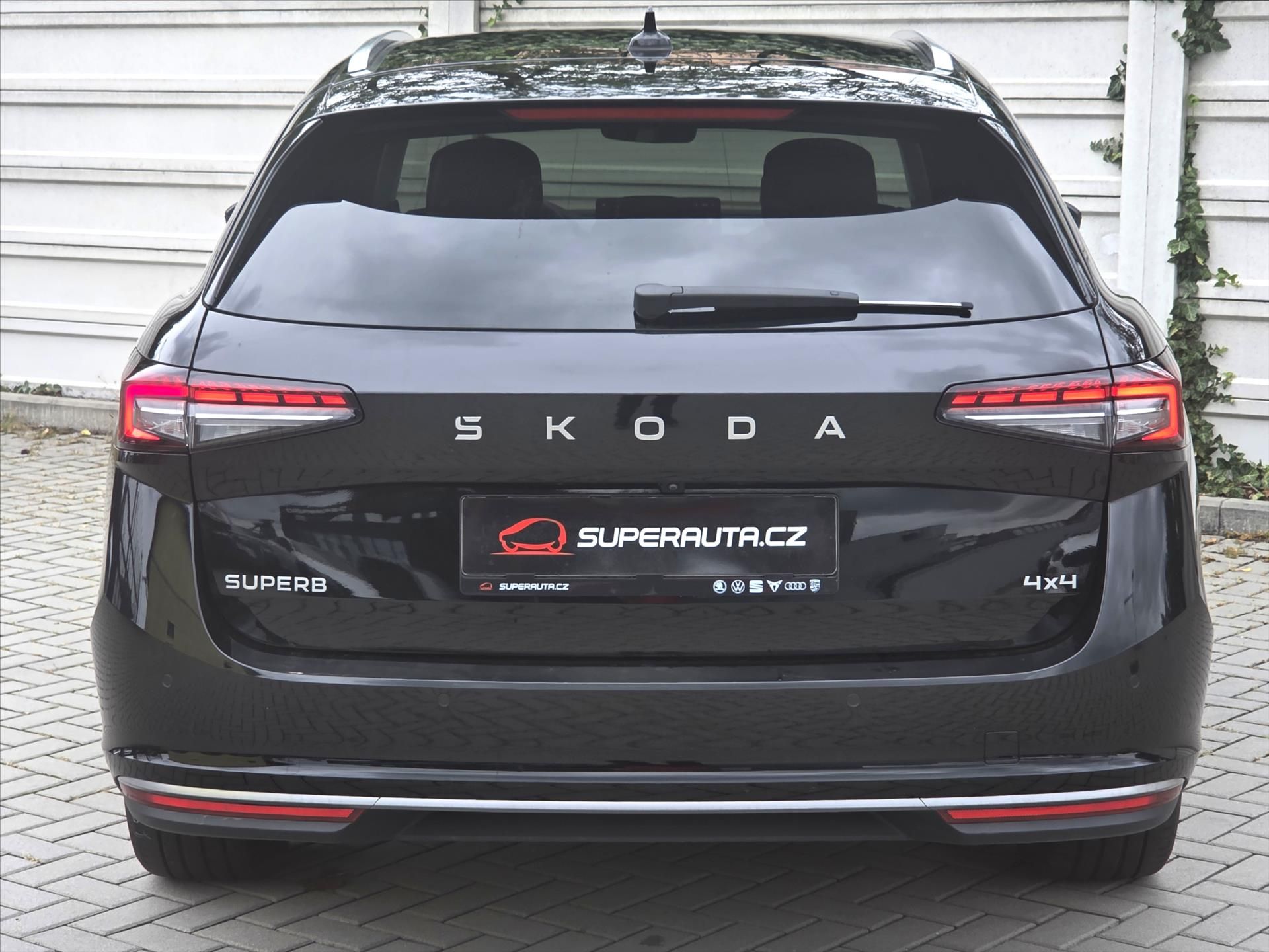 Škoda Superb, 2,0 TDi DSG 4x4 L&K Tažné z. 1 - fotka 5
