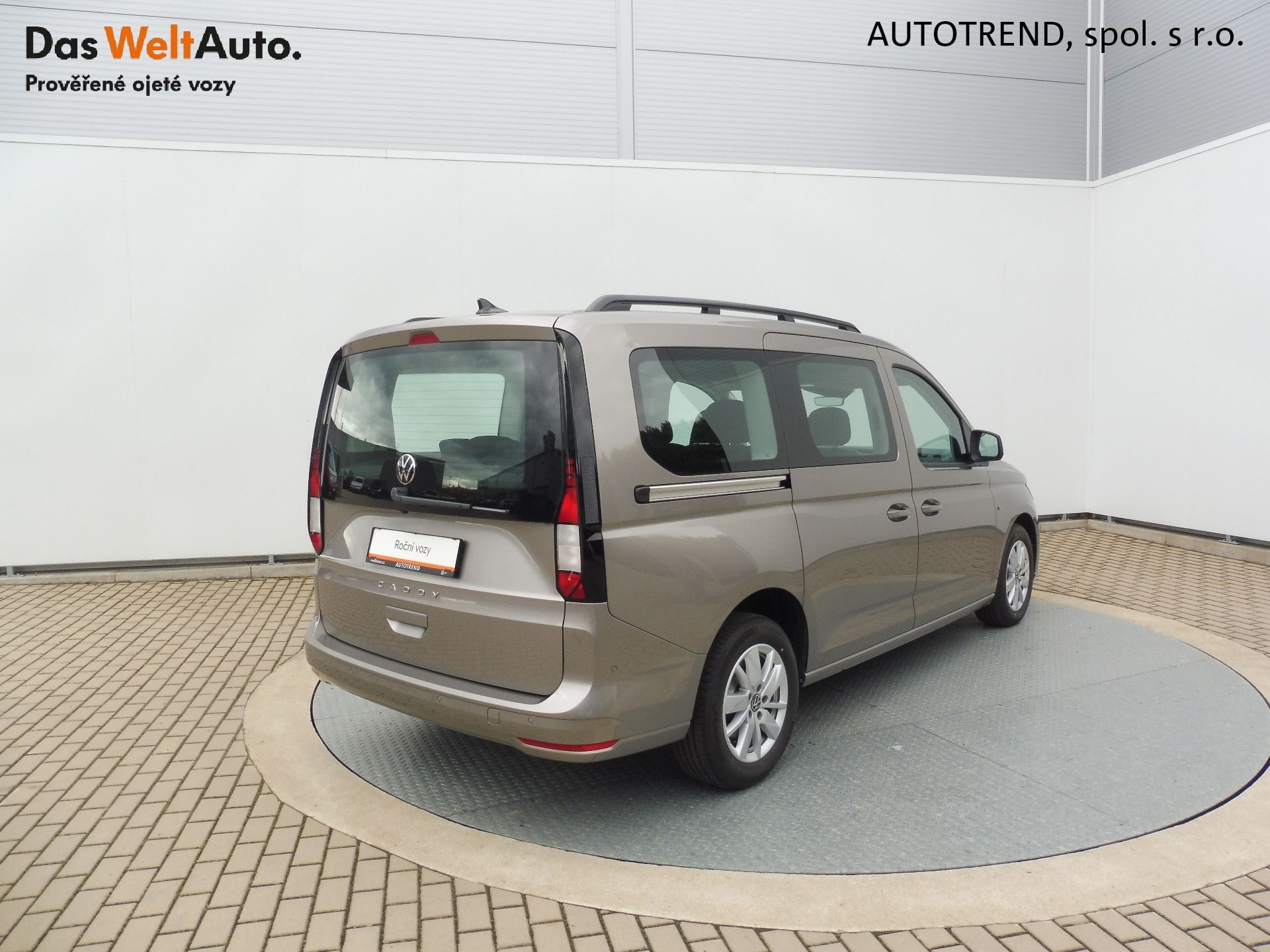 Volkswagen Caddy, Life 2,0 TDI 75kW - fotka 2