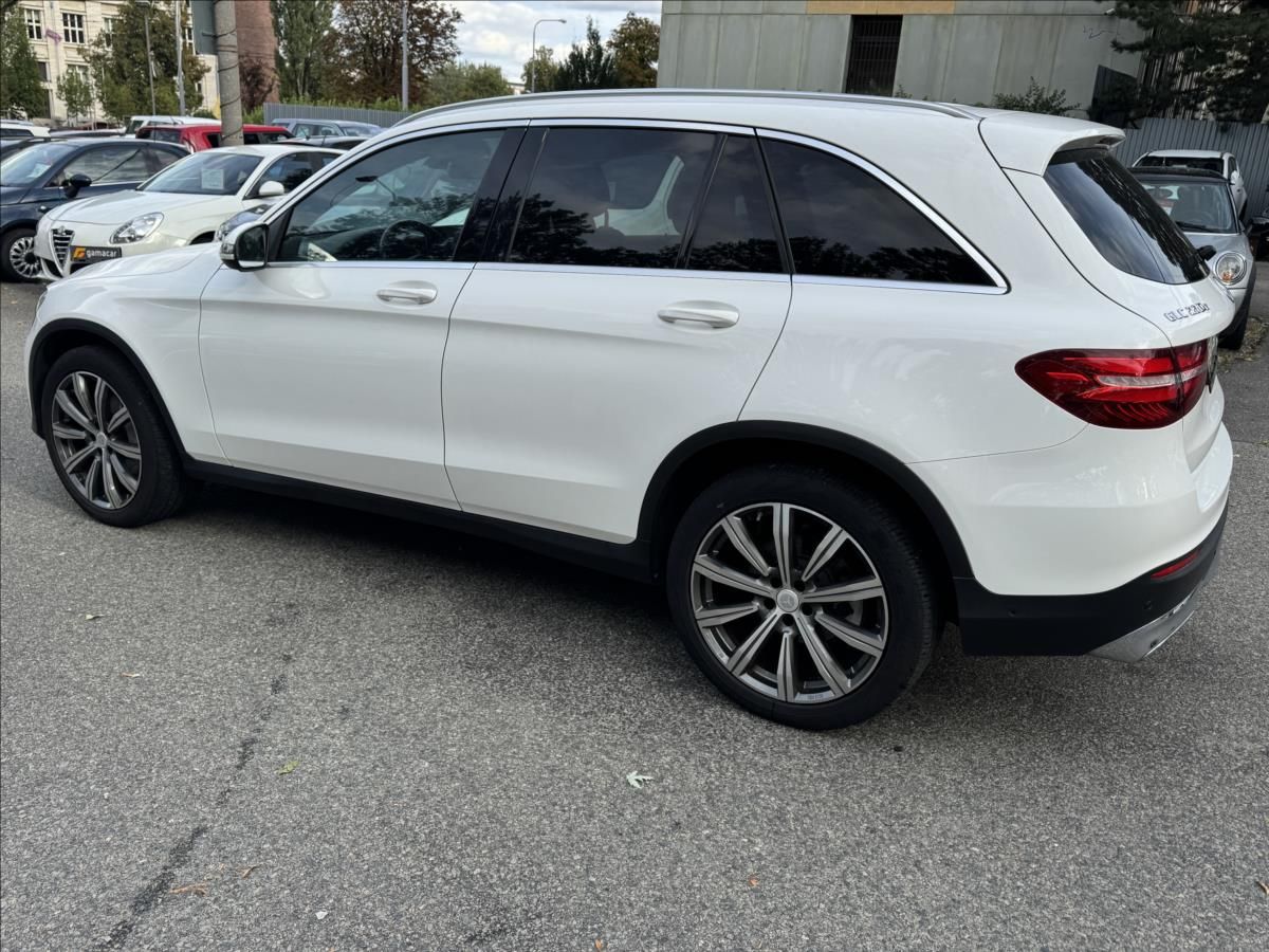 Mercedes-Benz GLC, 2,2 4.Matic+servis jen Mercede - fotka 6