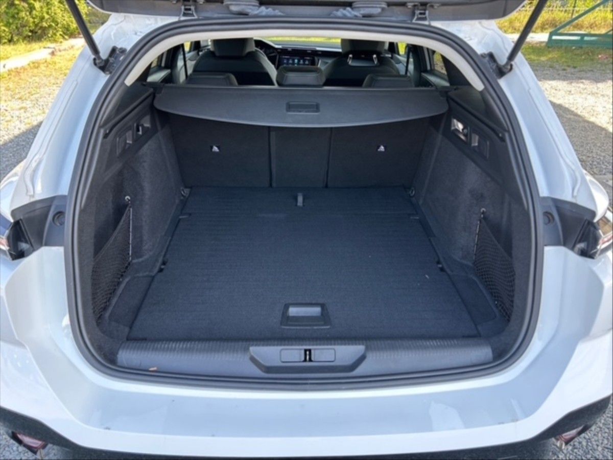 Peugeot 308, 1,2 PT Allure AT - fotka 6