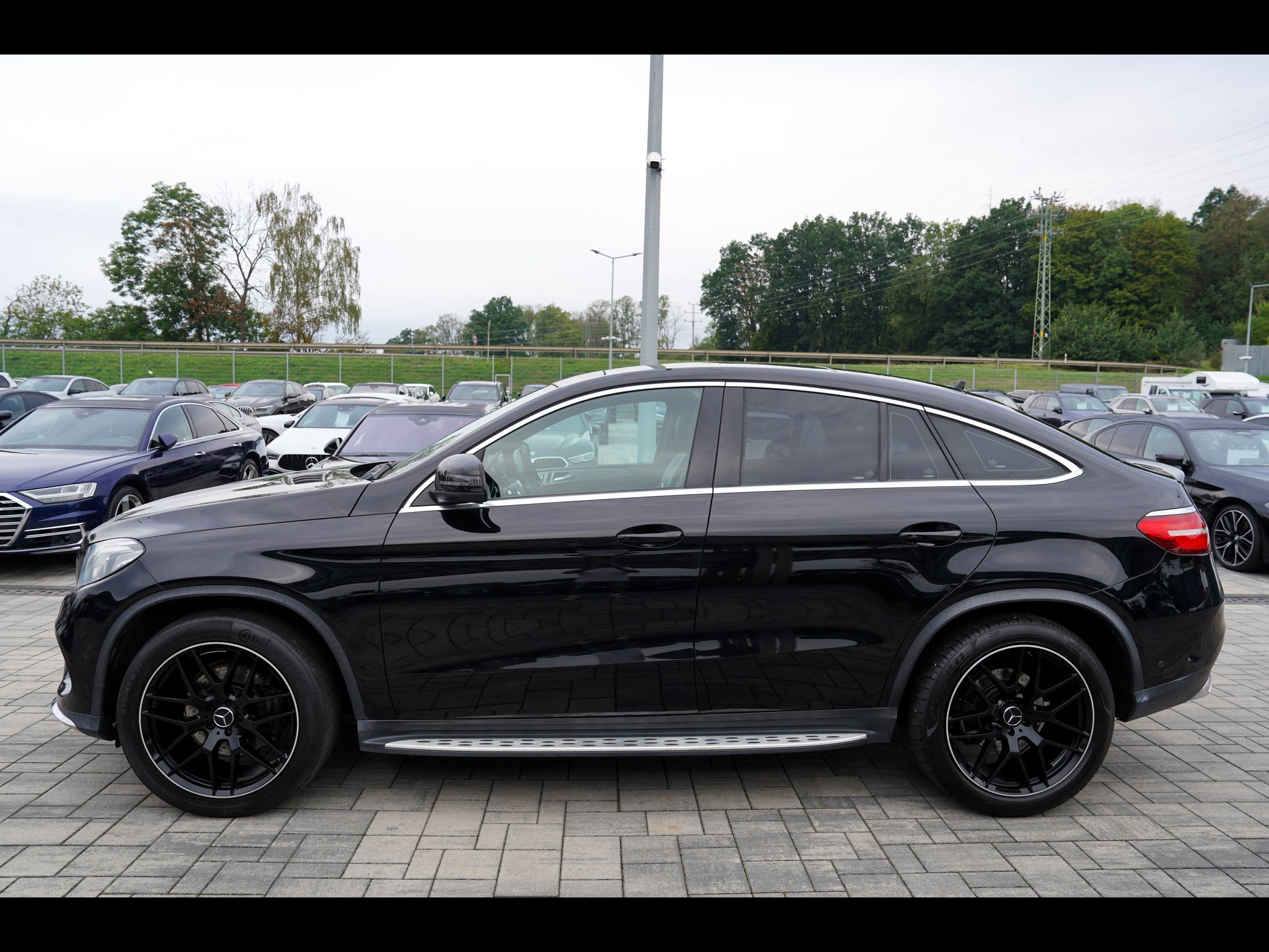 Mercedes-Benz GLE, 350d 4Matic AMG/260PS/ČR - fotka 3