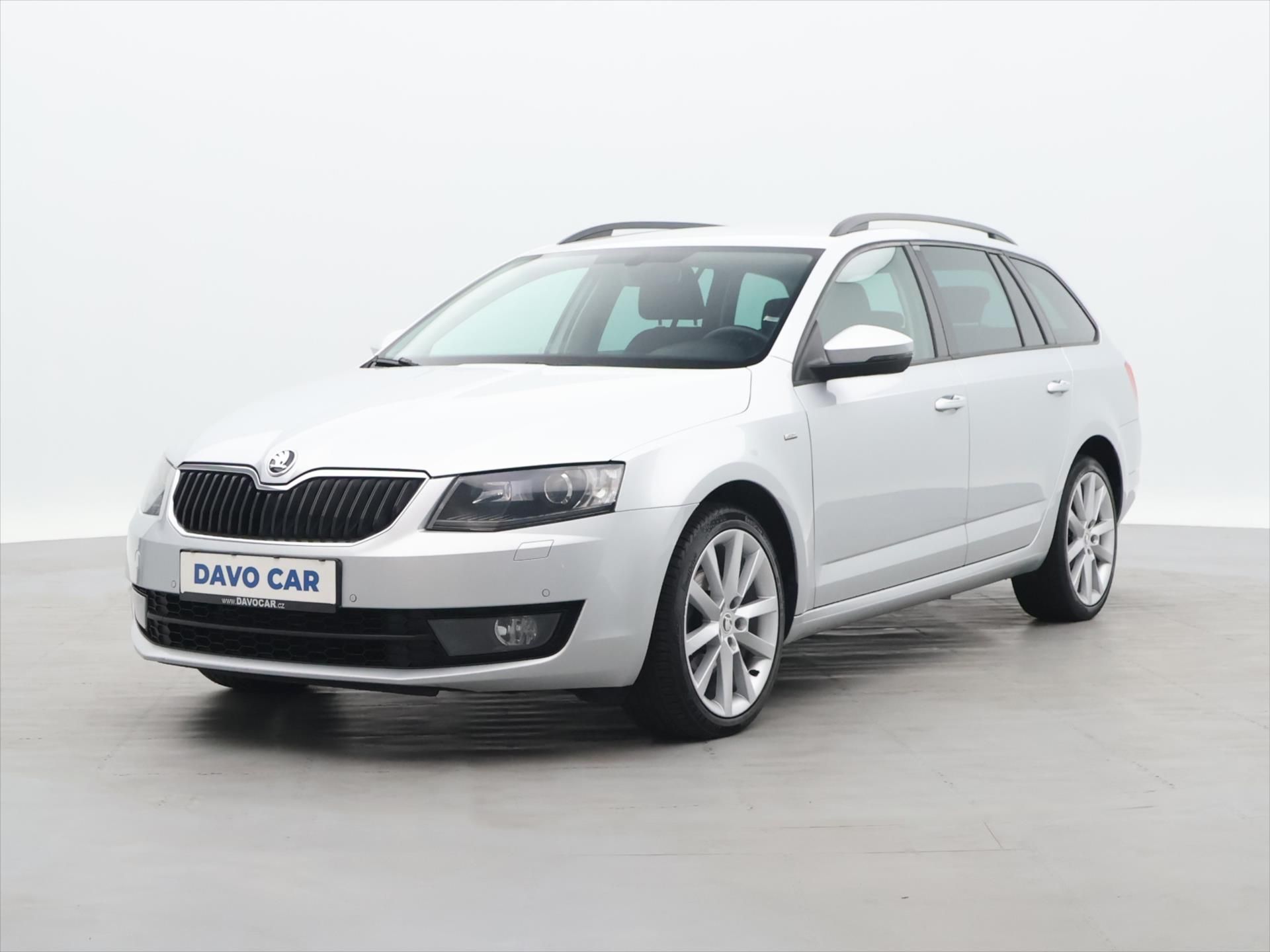Škoda Octavia, 2,0 TDI 110kW DSG Ambition - fotka 3