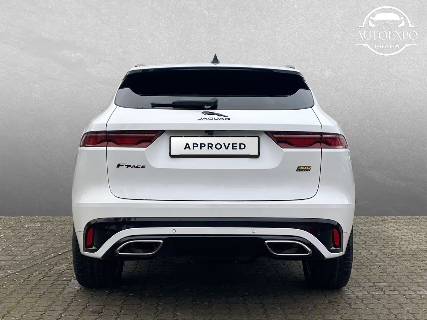 Jaguar F-Pace, D300 Sport AWD*PANORAMA*TAŽNÉ - fotka 4