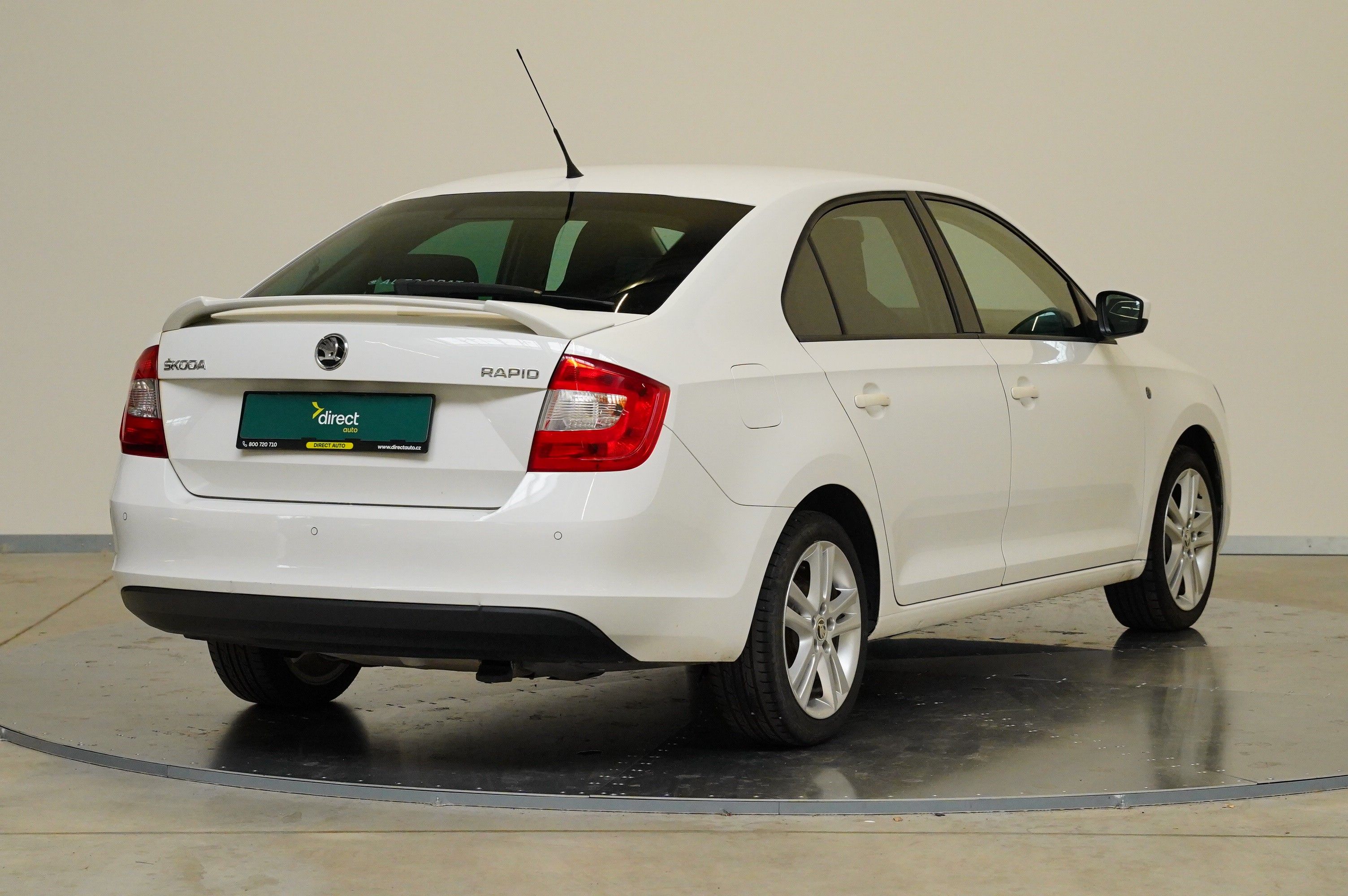 Škoda Rapid, 1.2 TSI 63 kW Ambition Plus - fotka 3