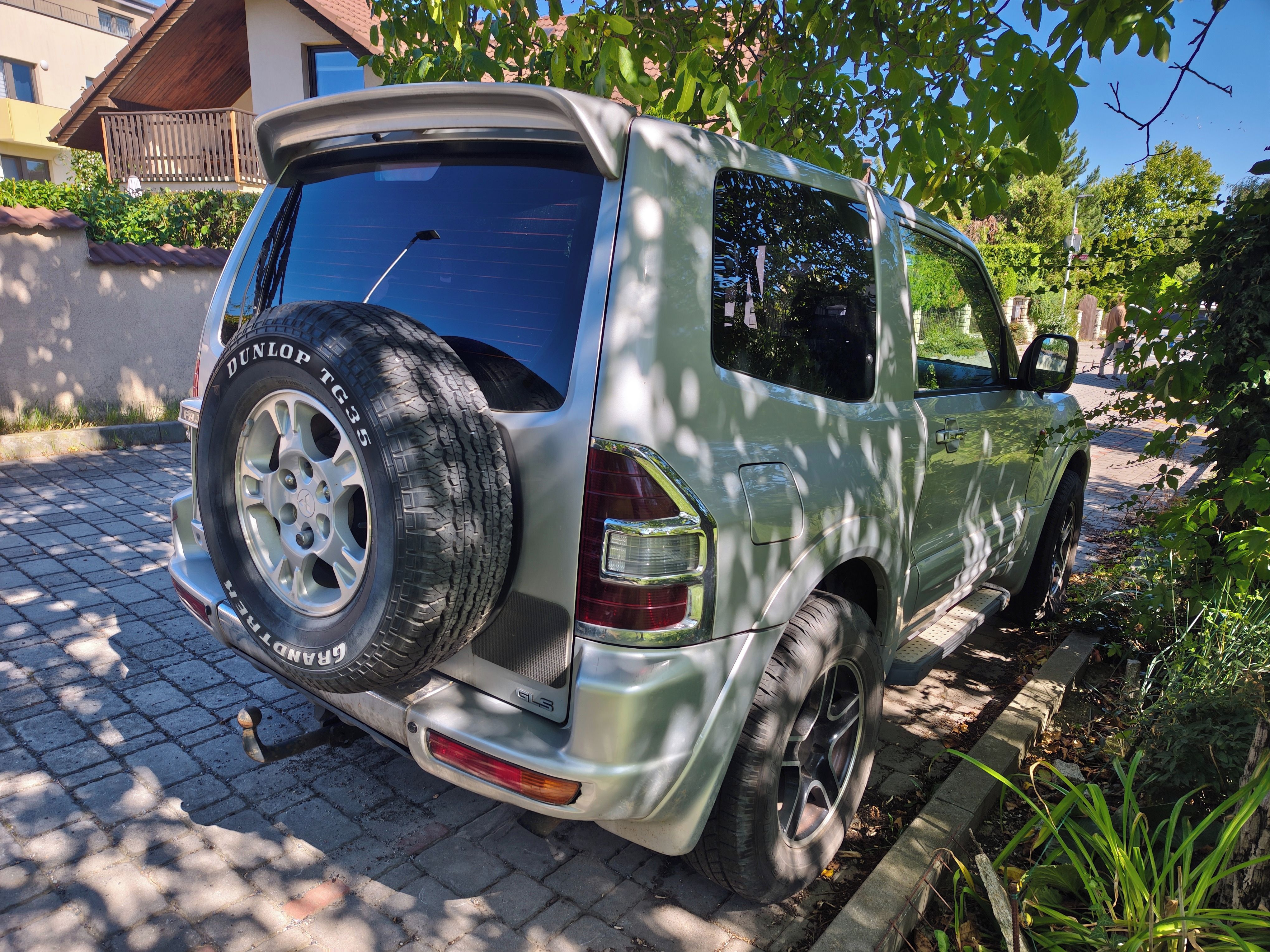 Mitsubishi Pajero, Mitsubishi Pajero V60 - fotka 4
