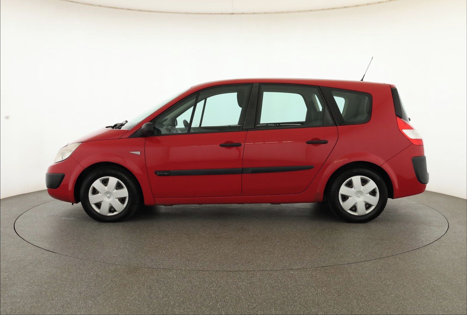 Renault Grand Scénic, 2.0 16V, 7 míst, ČR,1.maj - fotka 3