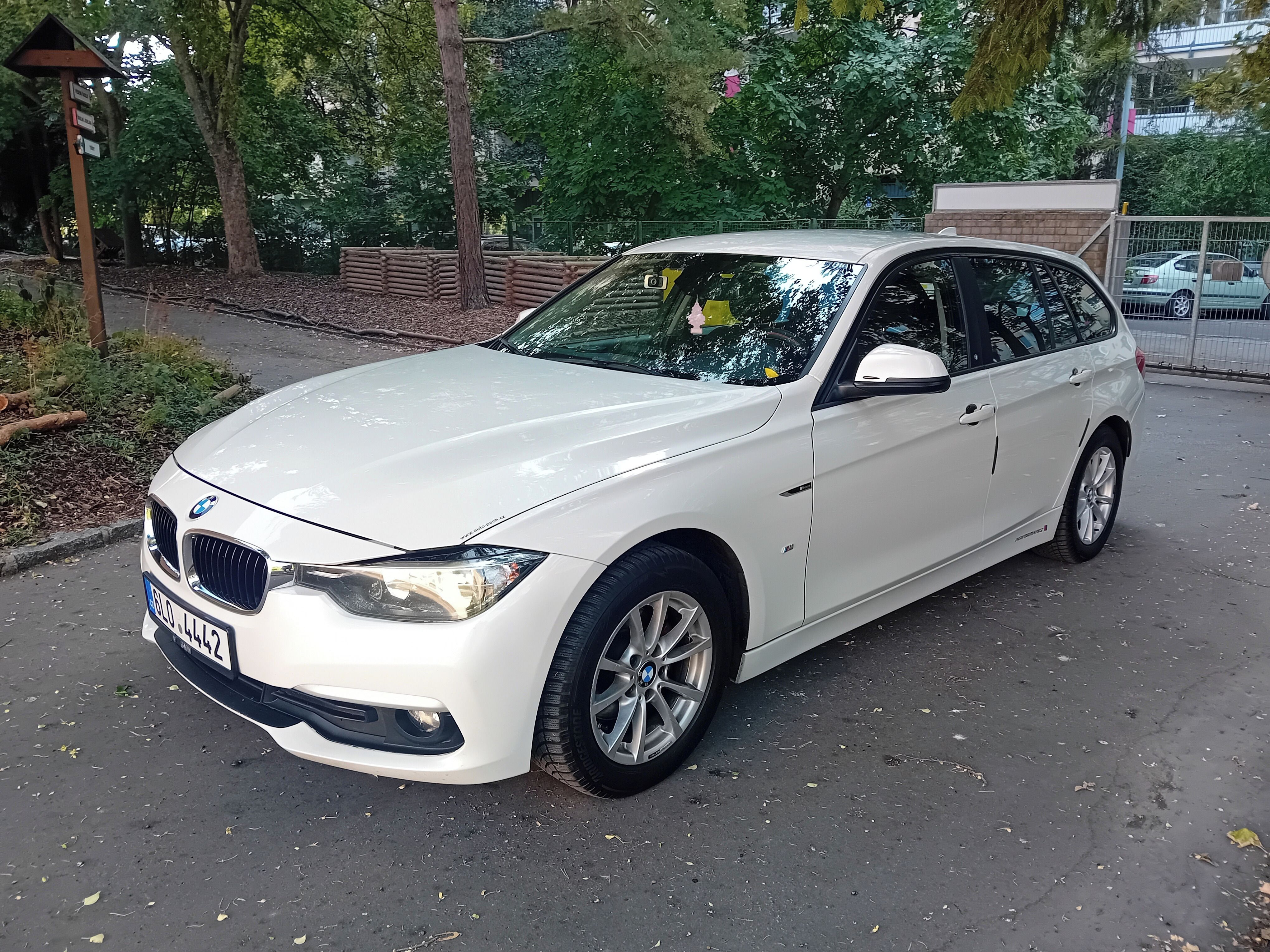 BMW Řada 3, 318d F31