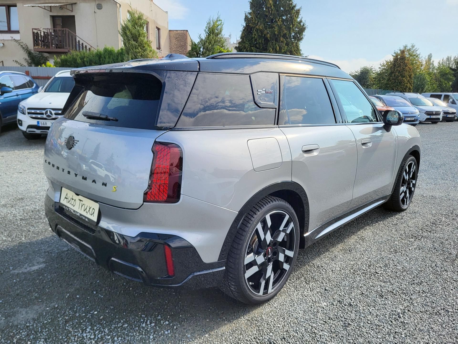 Mini Countryman, SE ALL4 ELEKTRO 225kW - fotka 4