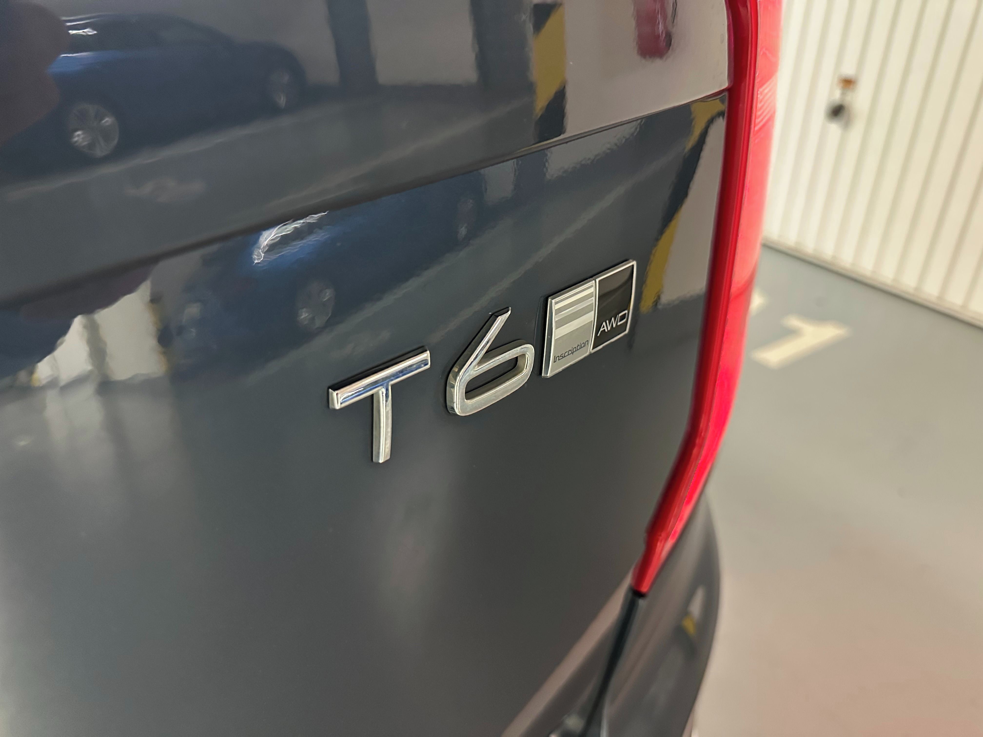 Volvo XC90, T6 INSCRIPTION AWD VZDUCH B/W - fotka 5