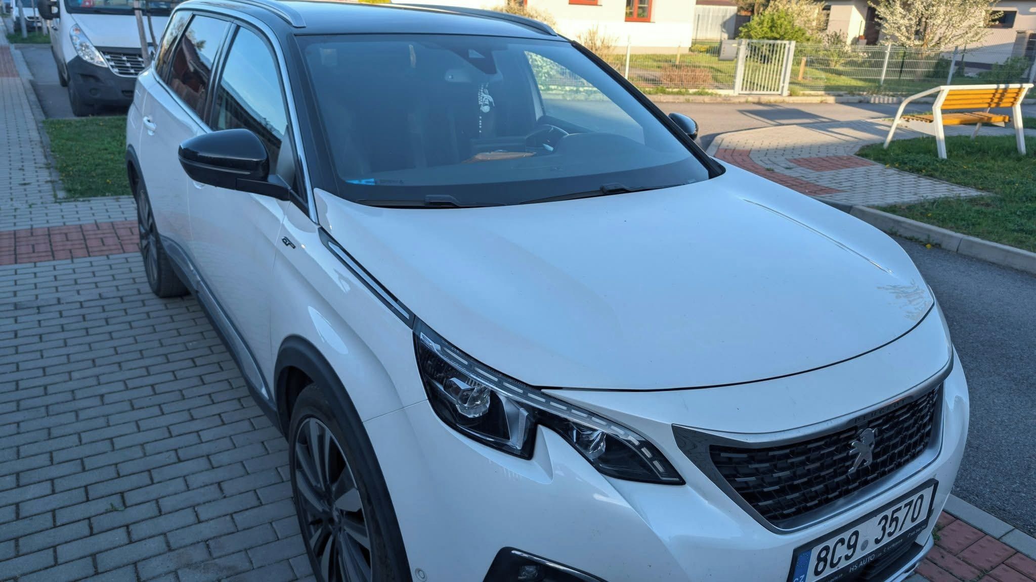 Peugeot 5008 - fotka 2