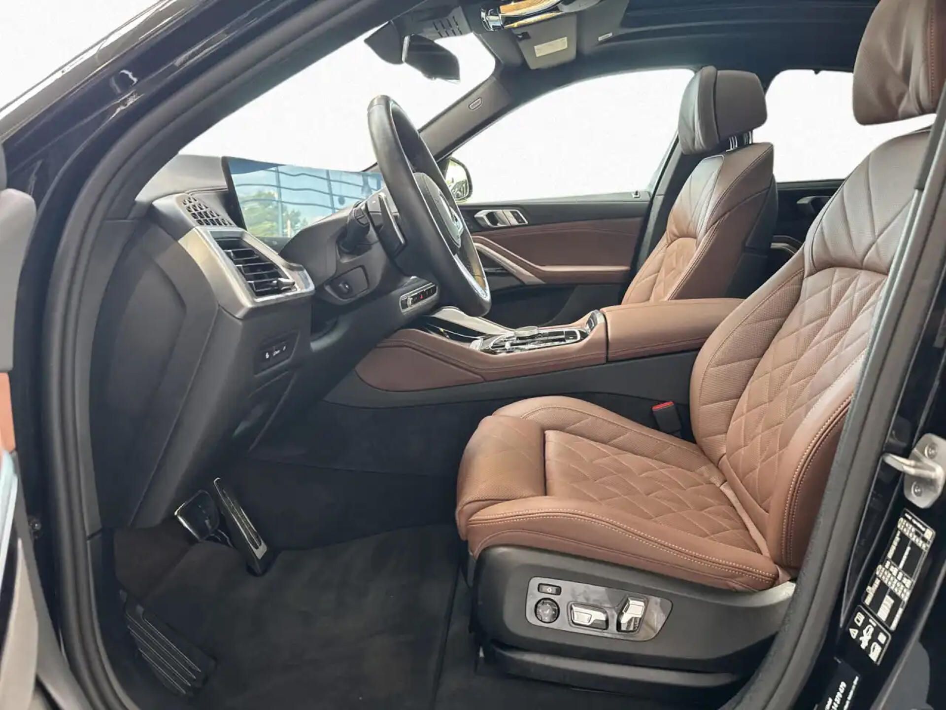 BMW X6, xDrive40d M-Sport Pano HuD Nez - fotka 6