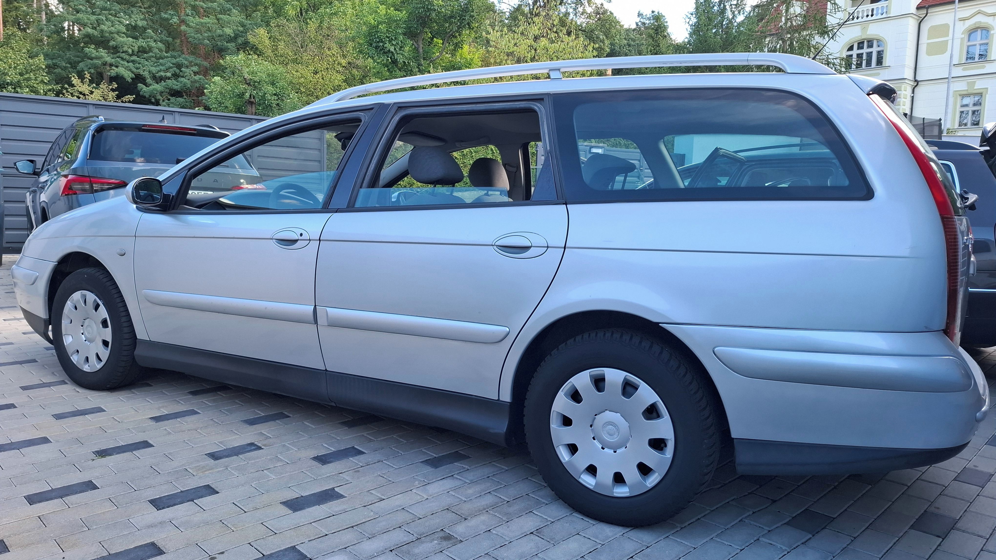 Citroën C5, BREAK 2,0 HDI - 80kw. NOVÁ STK - fotka 3
