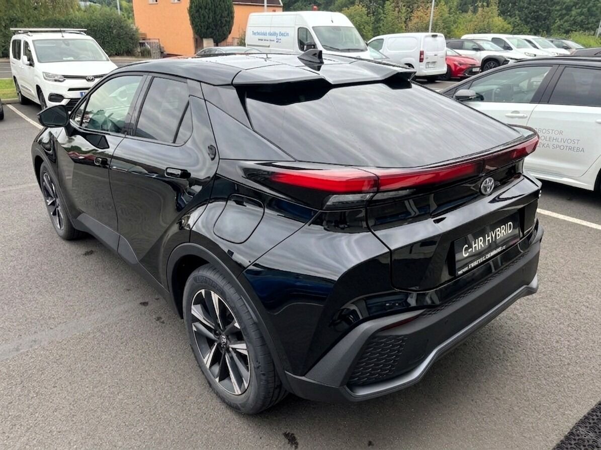 Toyota C-HR, 1,8   Style HEV CVT - fotka 5