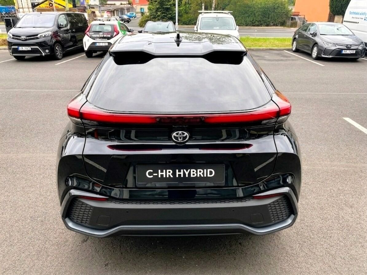 Toyota C-HR, 1,8   Style HEV CVT - fotka 6