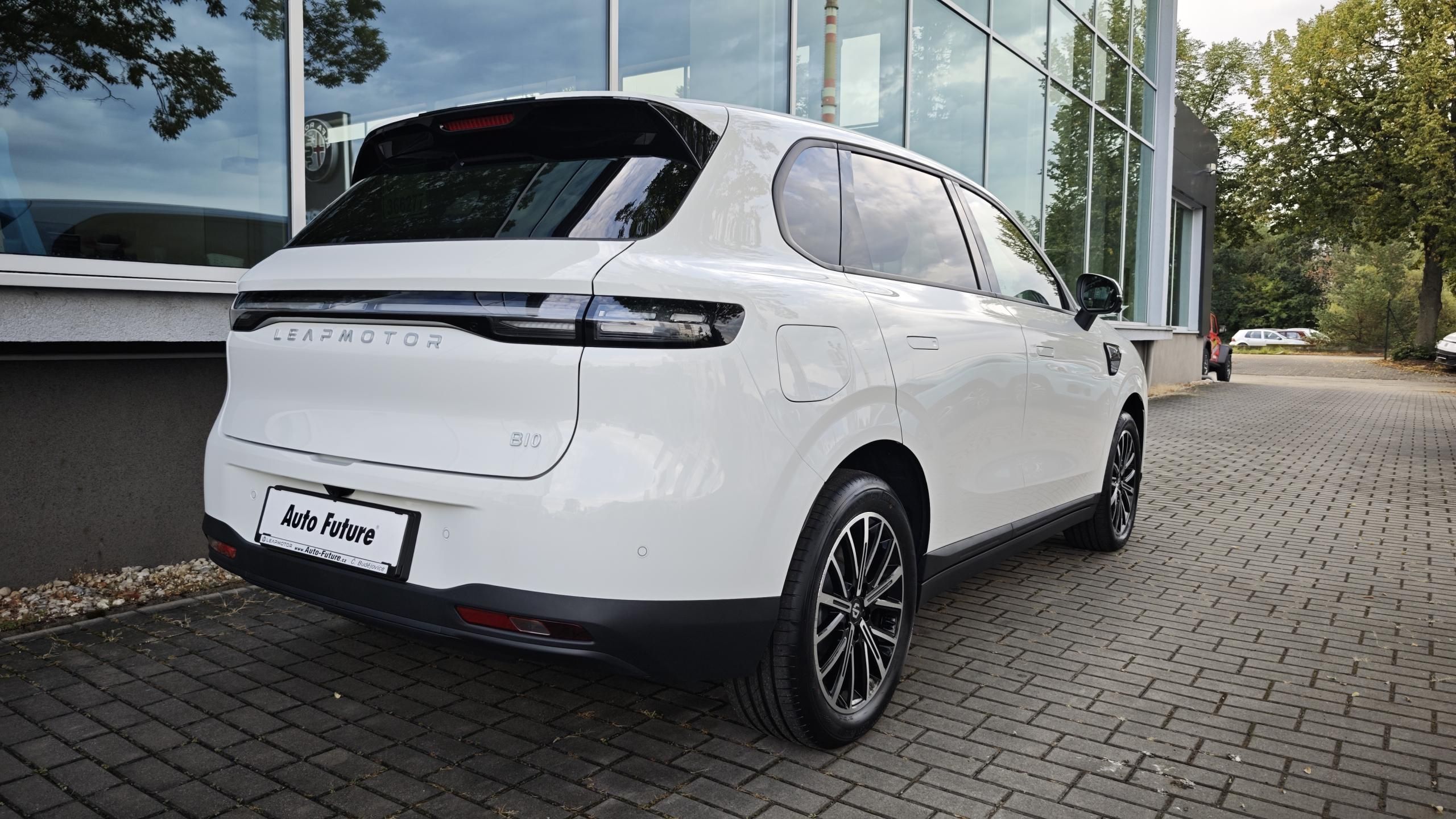 Leapmotor B10, Design 67kW - fotka 3