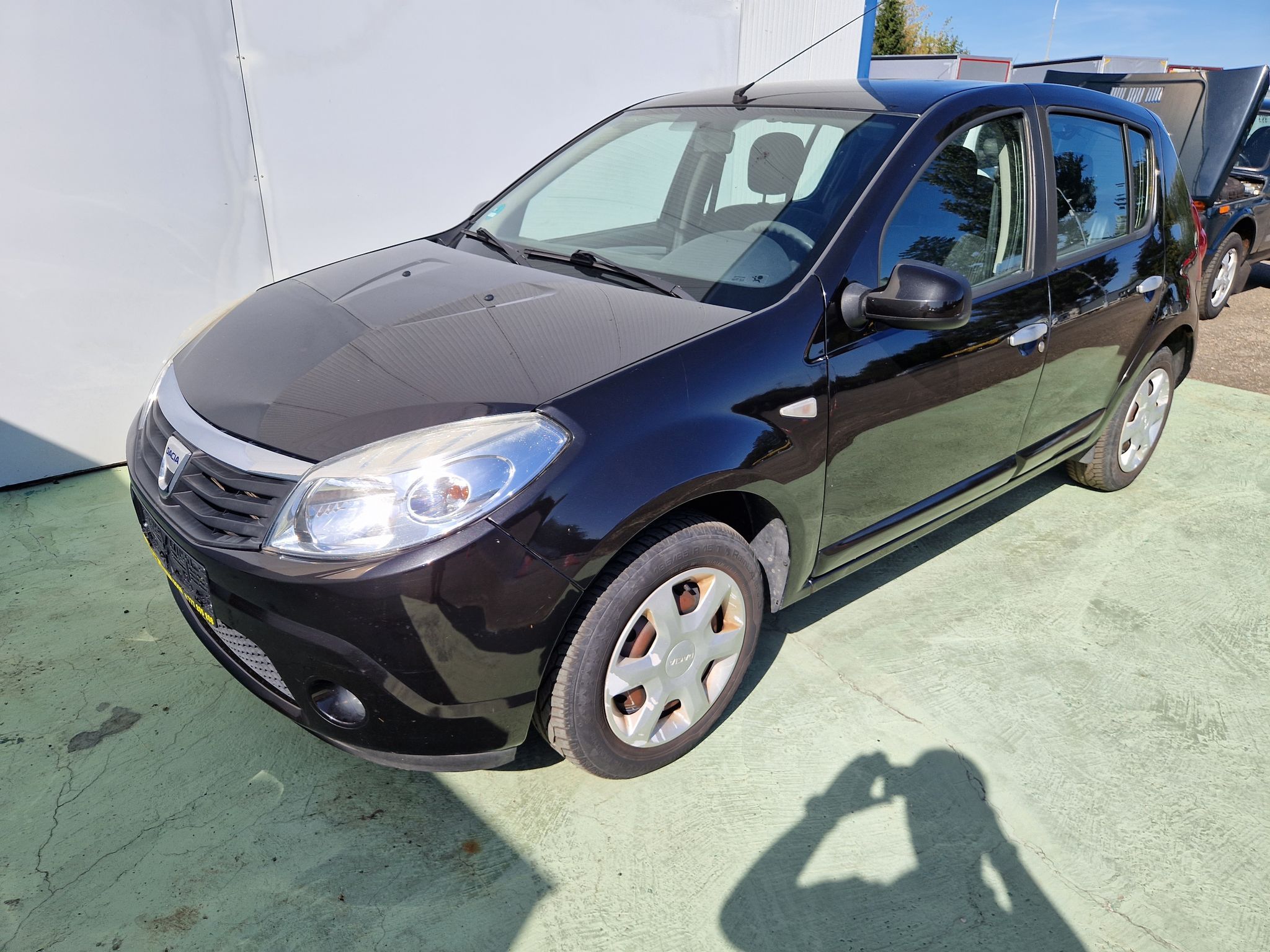 Dacia Sandero, Laureate 1.4, Klima - fotka 2