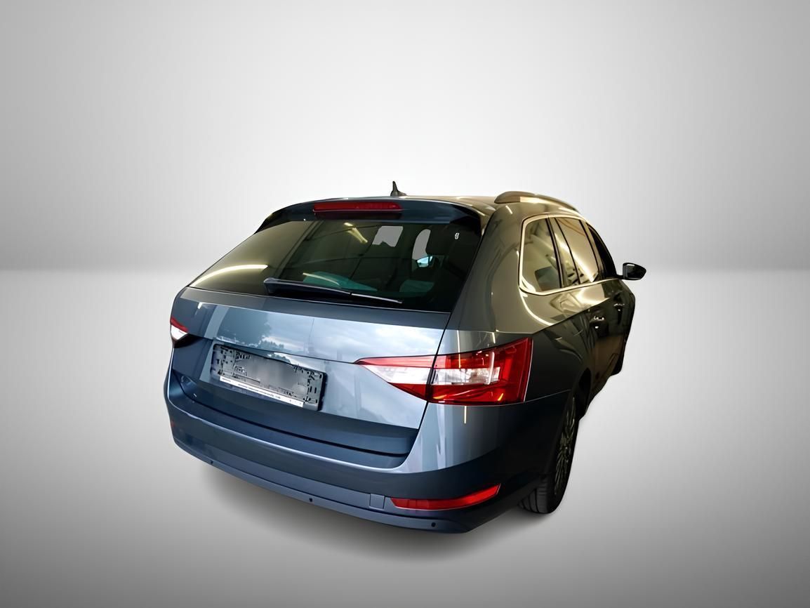 Škoda Superb, 2.0TDI DSG ACC 1.Maj DPH TZ - fotka 2