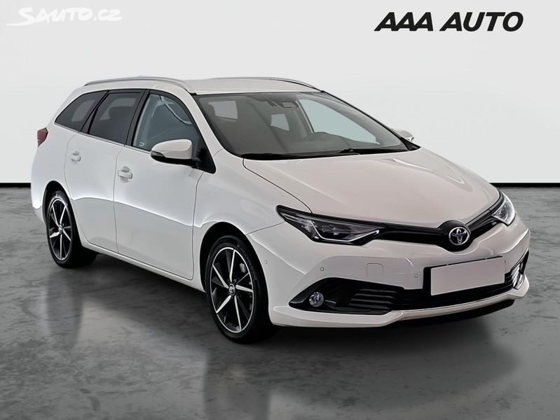 Toyota Auris, 1.6 Valvematic, ČR,1.maj