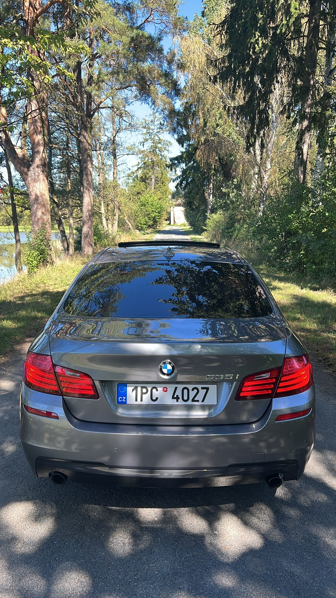 BMW Řada 5, 535i - fotka 5