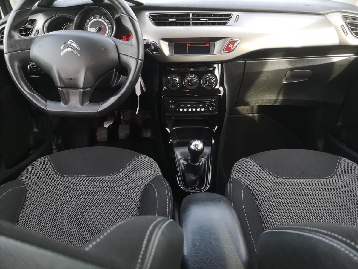 Citroën C3, 1,2 FAMILY WHITE - fotka 3