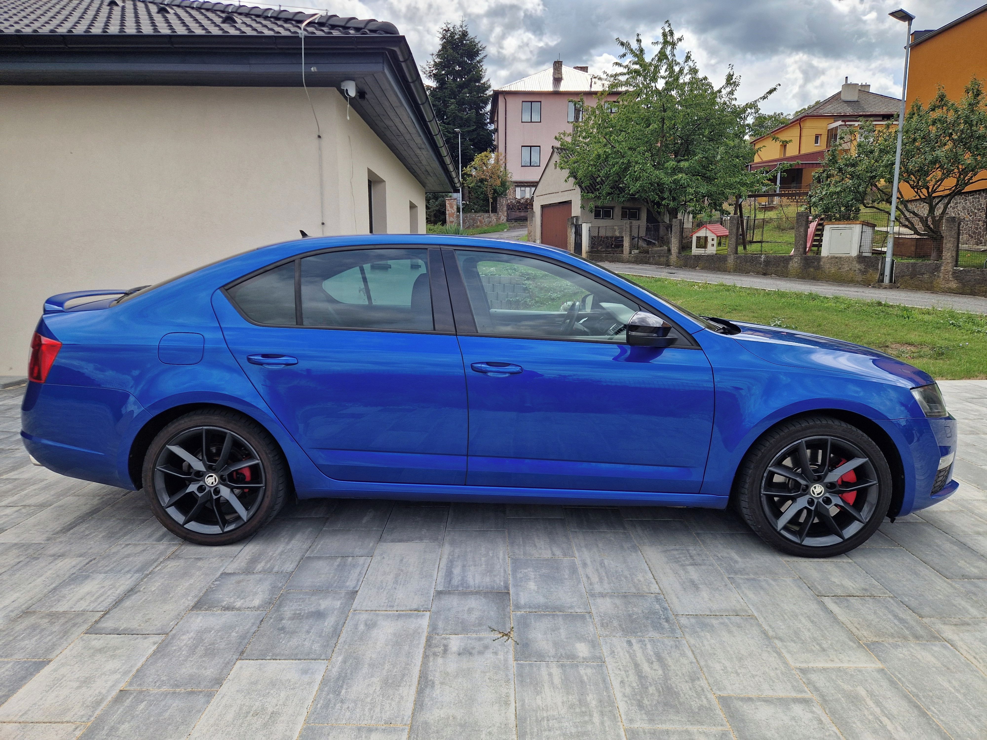 Škoda Octavia, RS 2.0 TDI Challenge 2015 - fotka 4