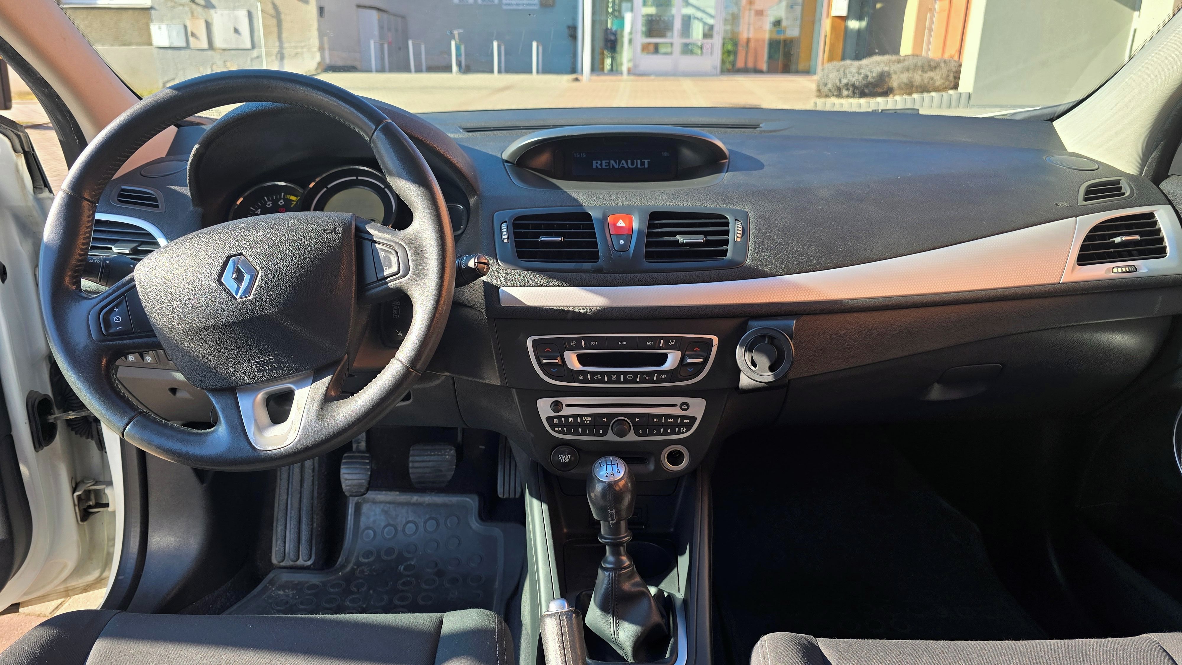 Renault Mégane, 1.6, 81 kW - fotka 5