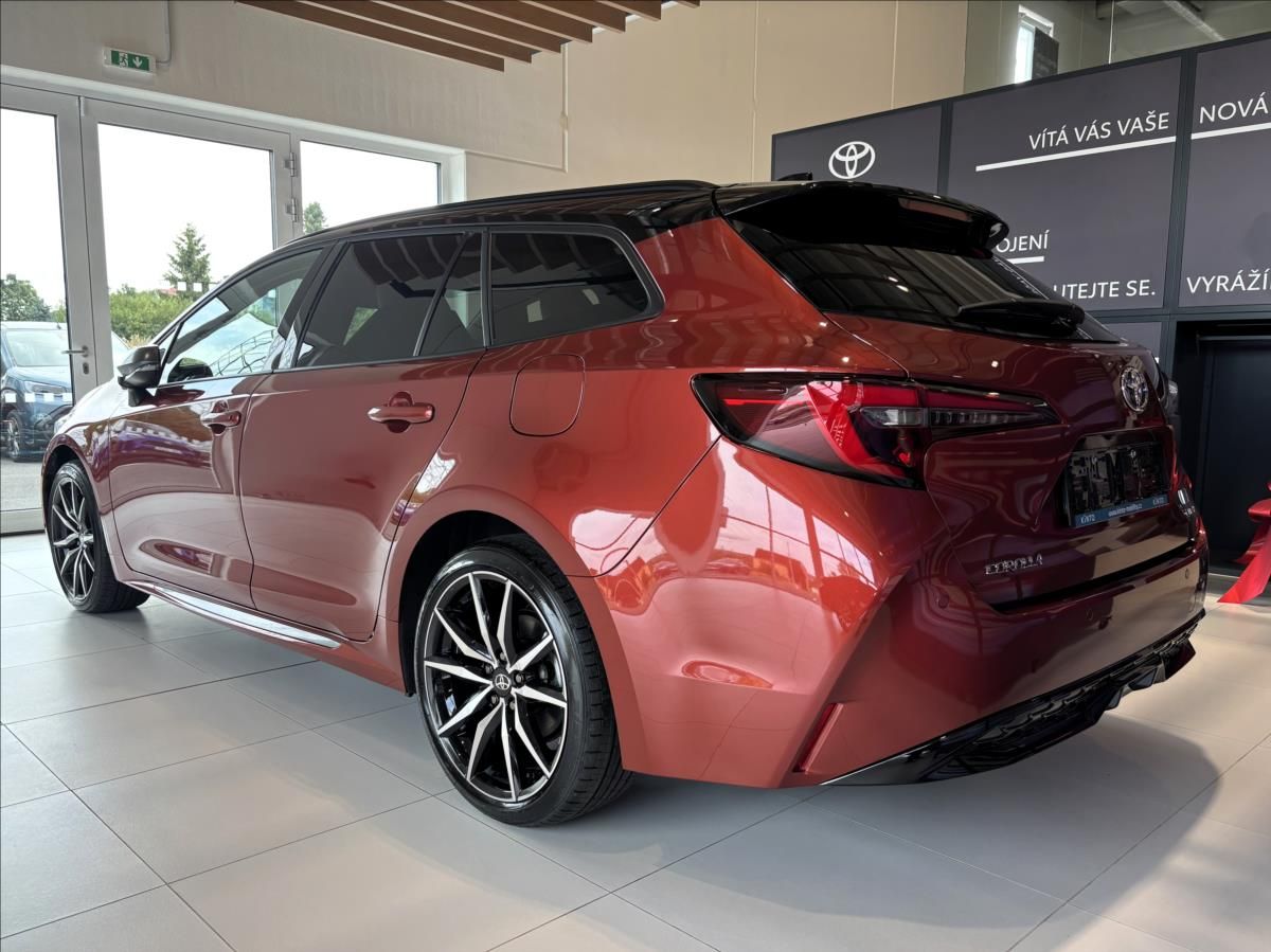 Toyota Corolla, 2,0   TS GR SPORT JBL - fotka 5