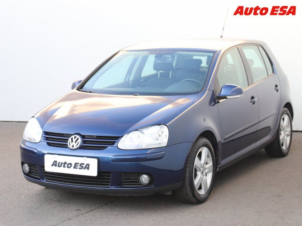 Volkswagen Golf, 1.6i,2.maj,ČR - fotka 3