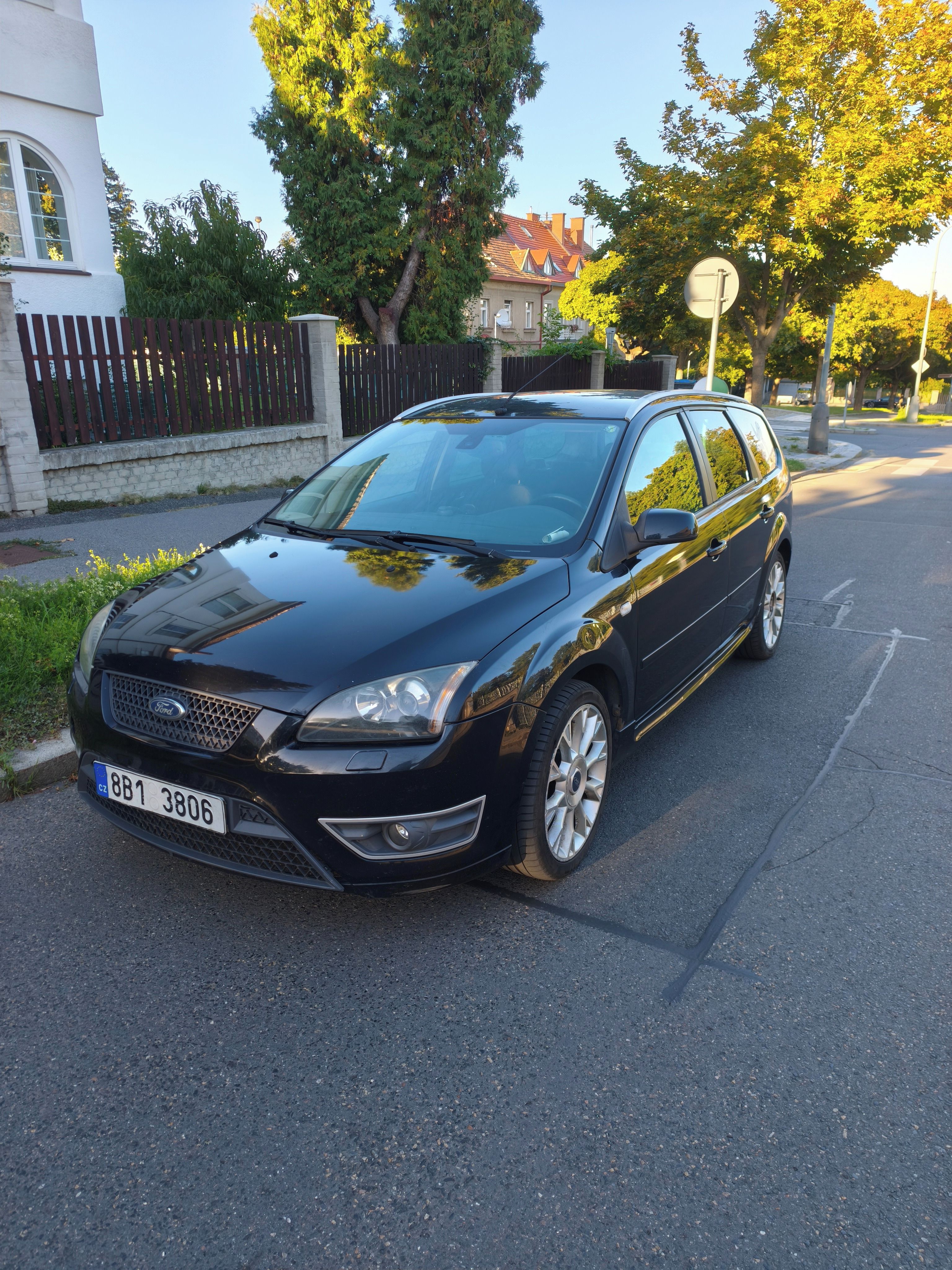 Ford Focus, Ford Focus II kombi 2.0 TDCi - fotka 3