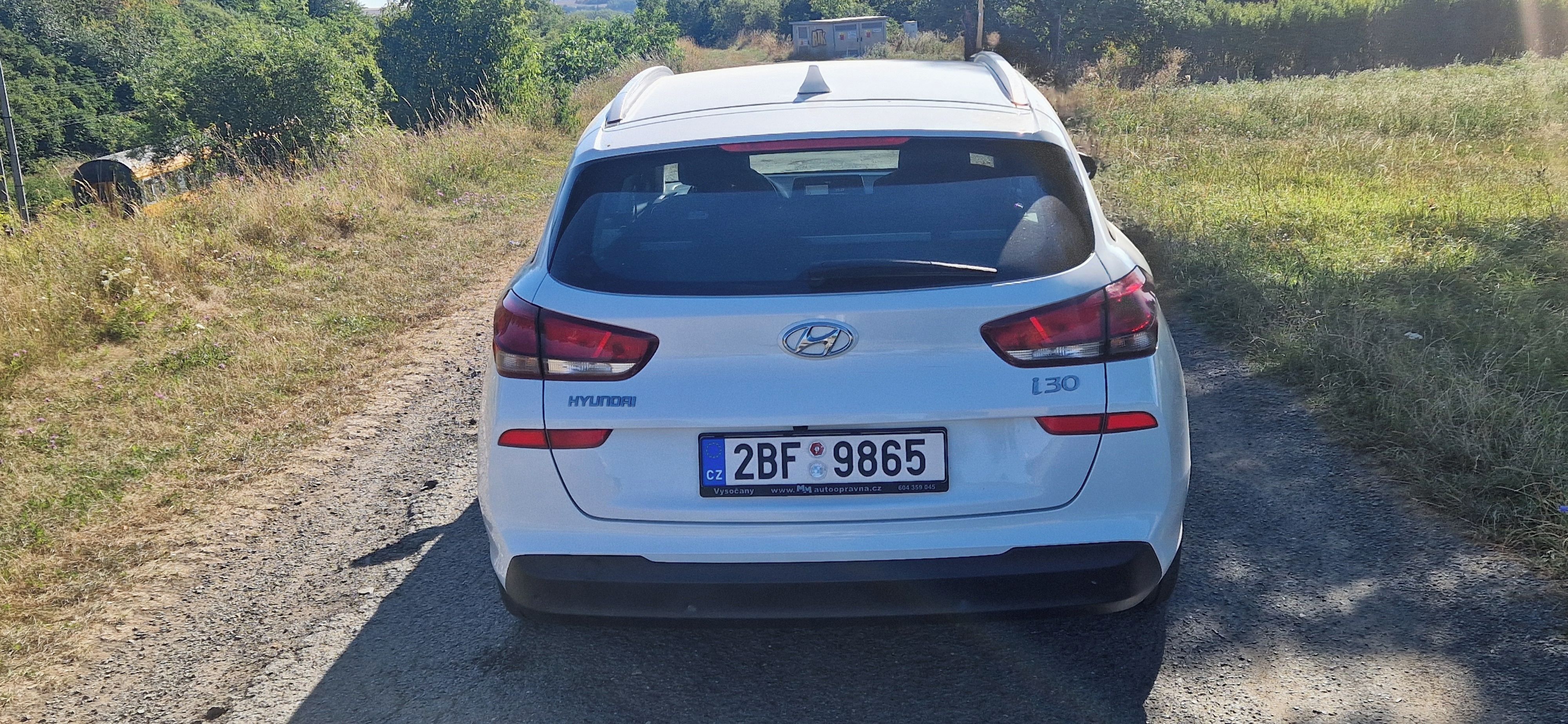 Hyundai i30, Servisovany po stk top cena - fotka 6