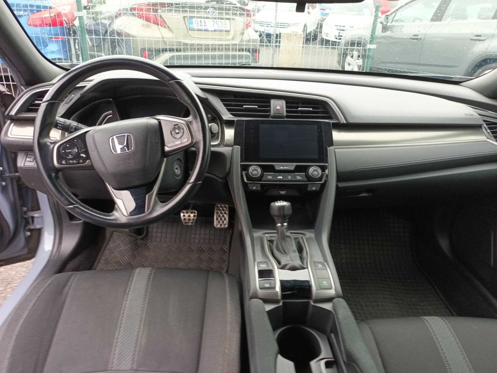 Honda Civic, 1.0 VTEC Turbo, Elegance, ČR - fotka 3