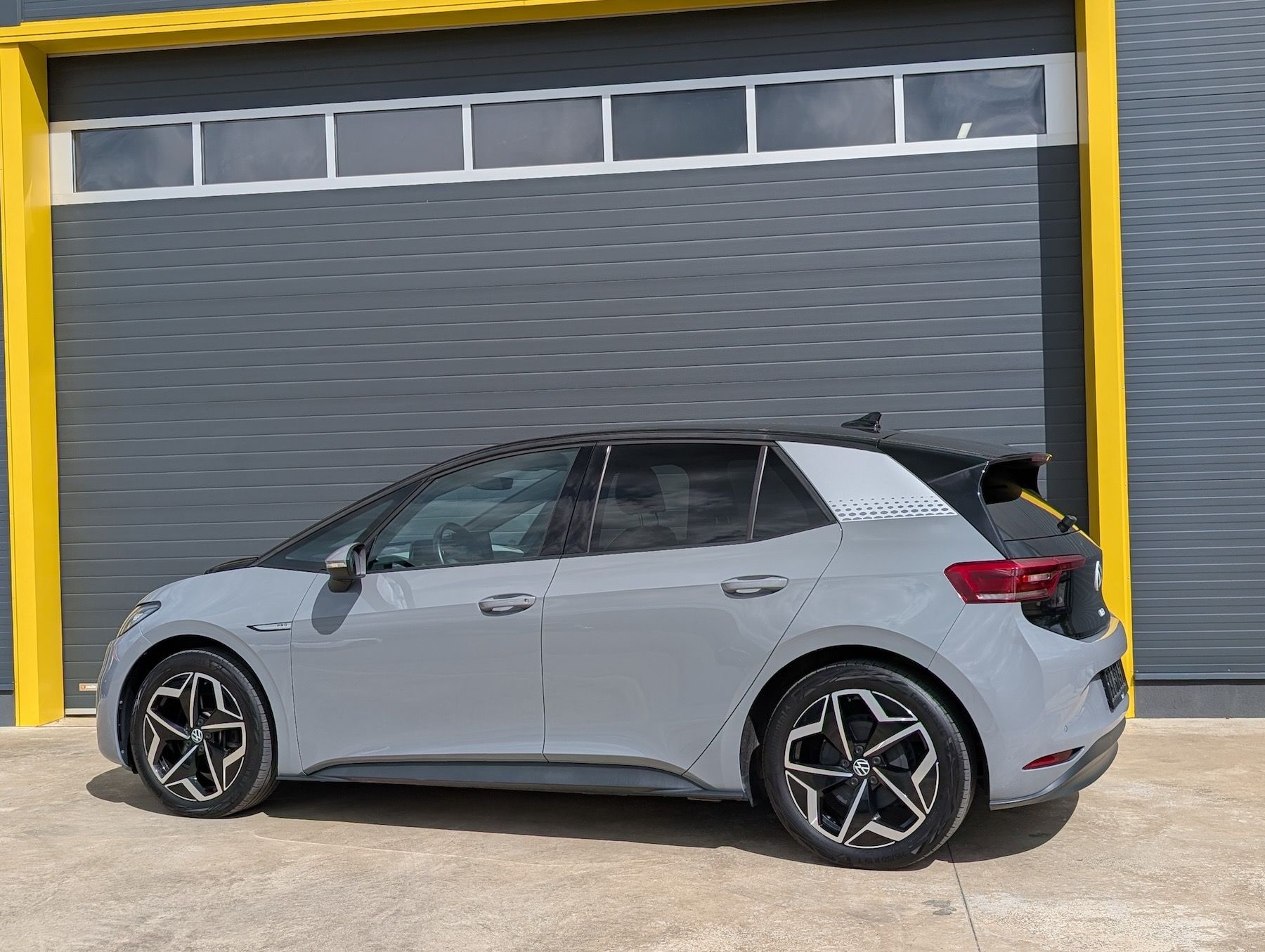 Volkswagen ID.3, 150 kW, IQ, ACC, Kessy, Pano - fotka 5