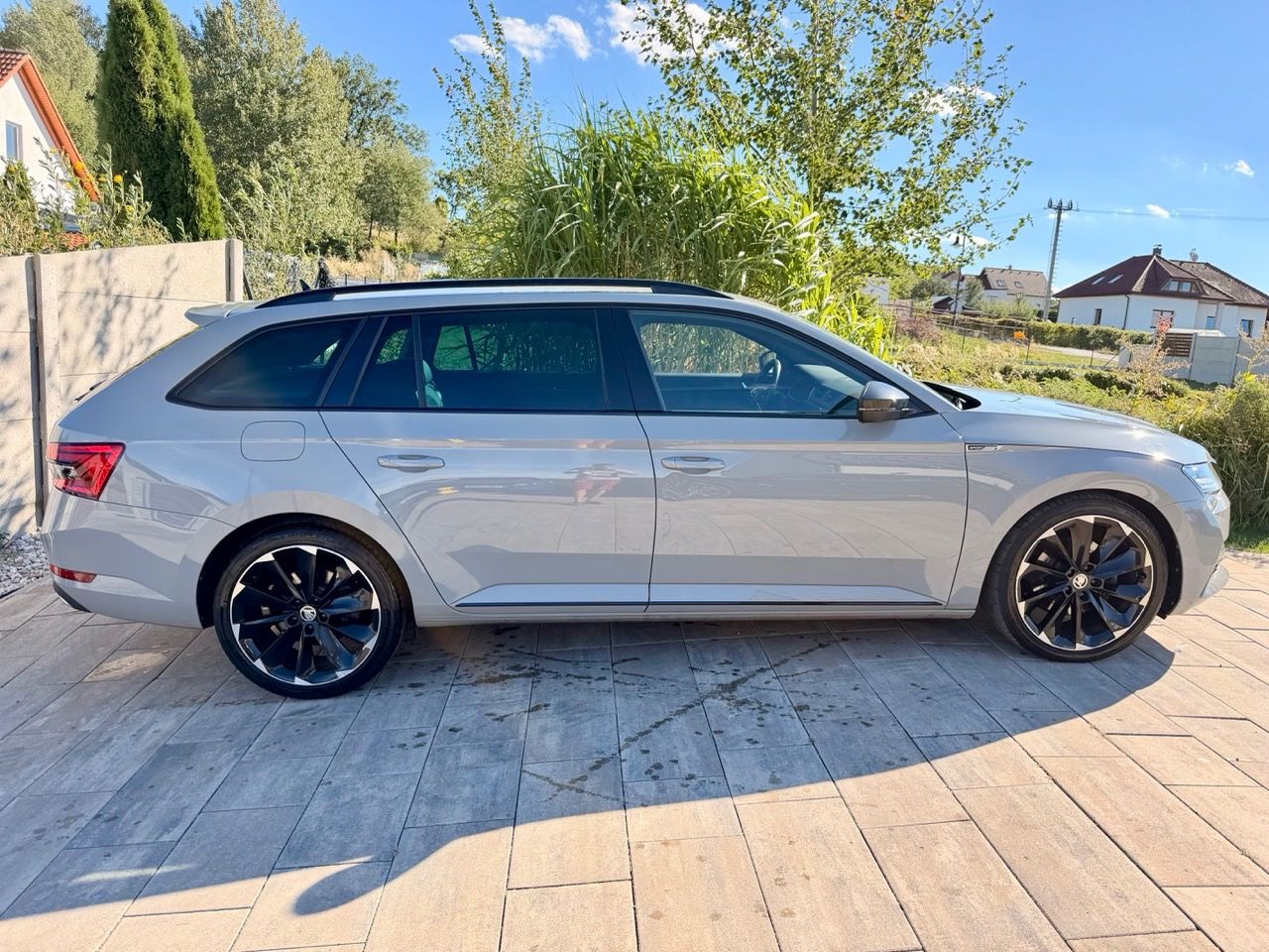 Škoda Superb, Sporline 2.0TDI DSG|1.maj|ČR| - fotka 5